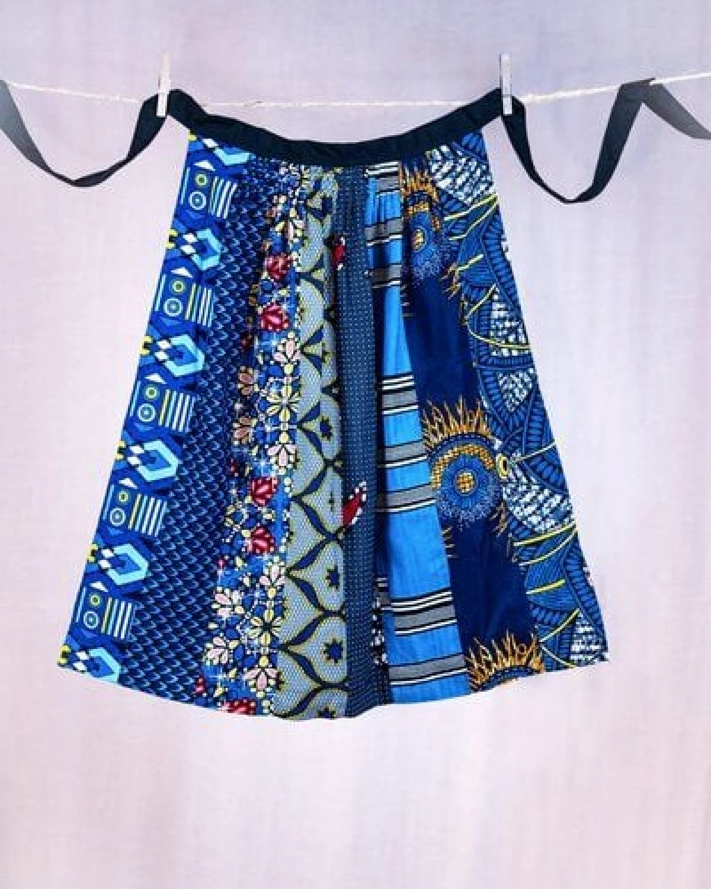 JUAdesign Dirndlschürze / Tracht, einzigartig, bayrisch/afrikanisch – Ansicht 3