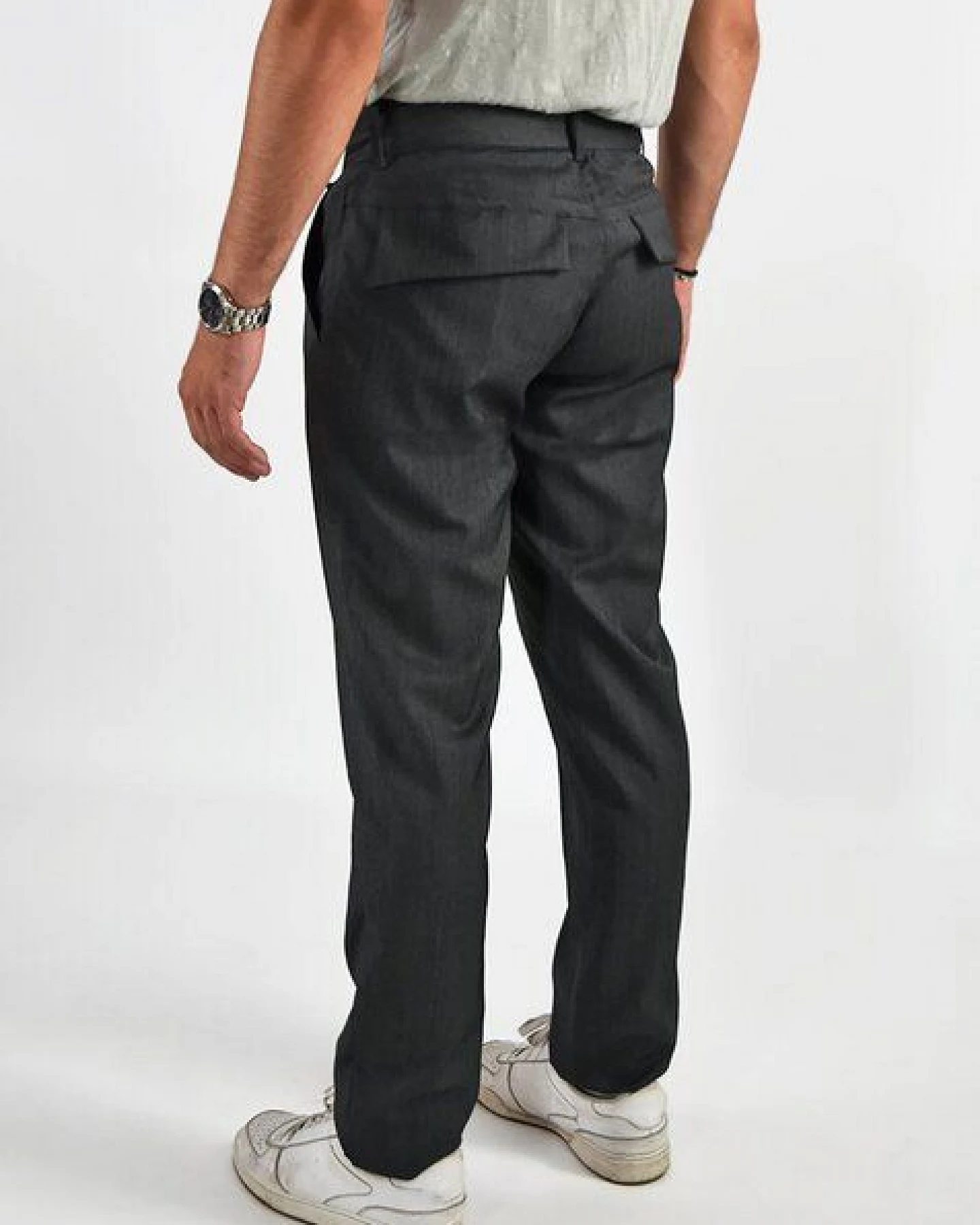 Aatise-Hose aus 100 % recycelter anthrazitfarbener Chevron-Wolle Zaine – Ansicht 2