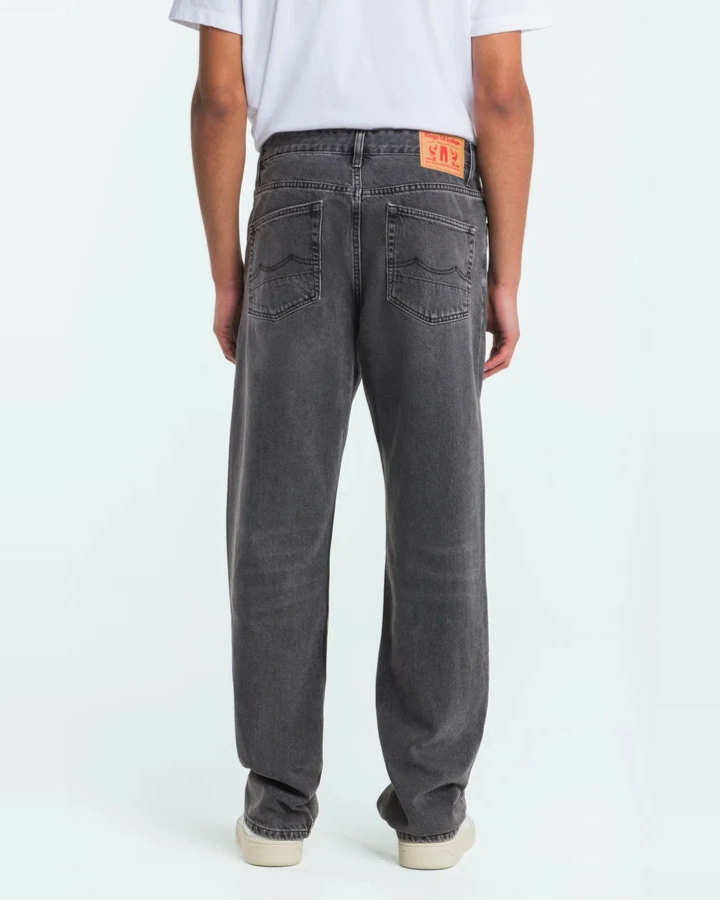 Jeans Roy Holo Grey Worn – Ansicht 3