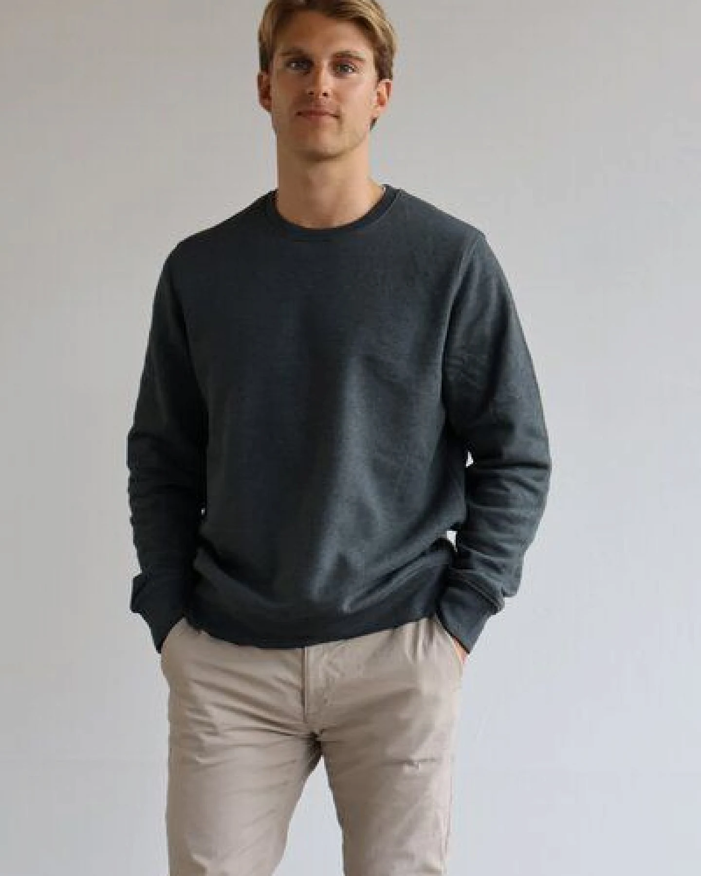 Kultgut Veganer Sweatpullover mit Recycling-Anteil / Meliert – Ansicht 2