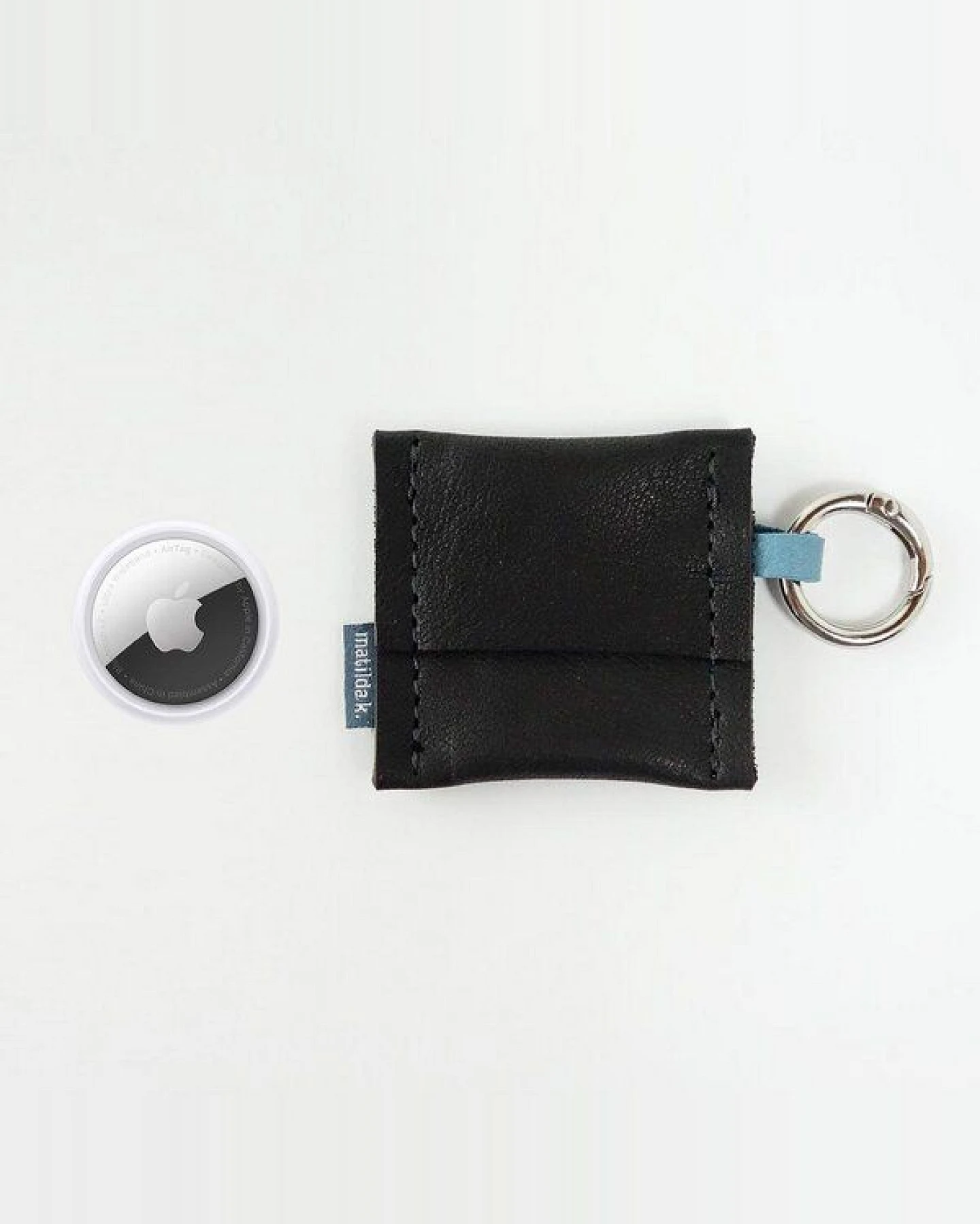 matilda k. manufaktur Minimalistischer Airtag Schlüsselanhänger aus Leder – Ansicht 2
