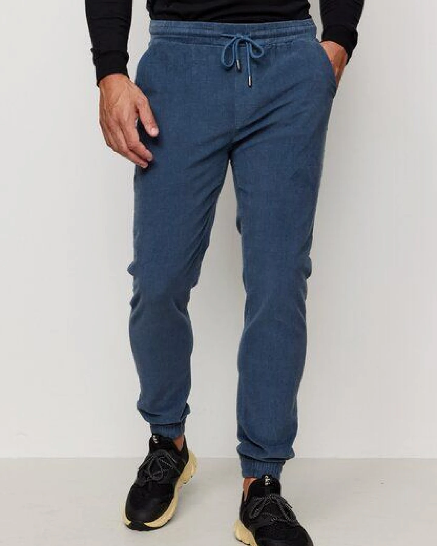 Herren Cord Jogg Chino aus Bio-Baumwolle - CYPERUS - recolution – Ansicht 3