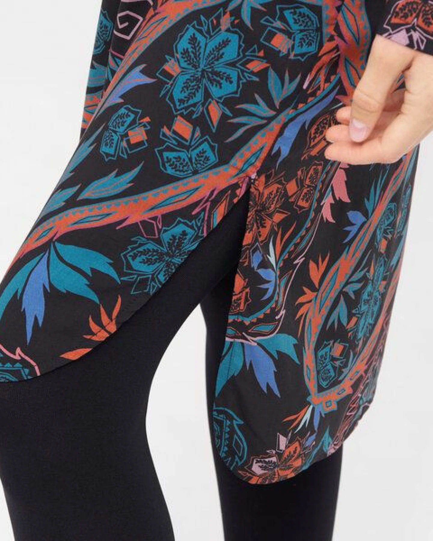 WiDDA berlin JONI Tunika mit Paisley Muster aus ECOVERO – Ansicht 4