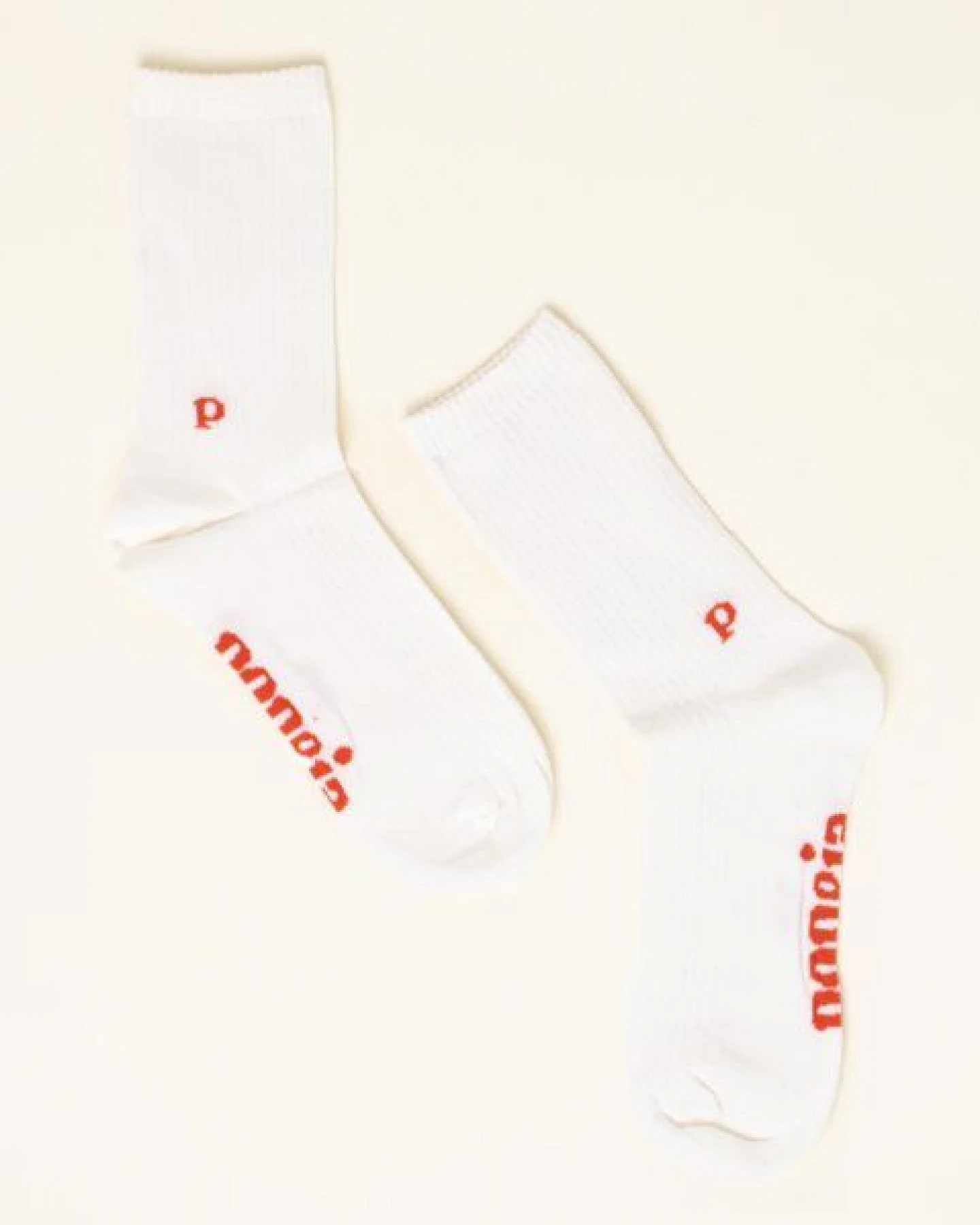 Gemischtes Set: Weiße & Schwarze Socken "popeia" aus Bio-Baumwolle – Ansicht 2