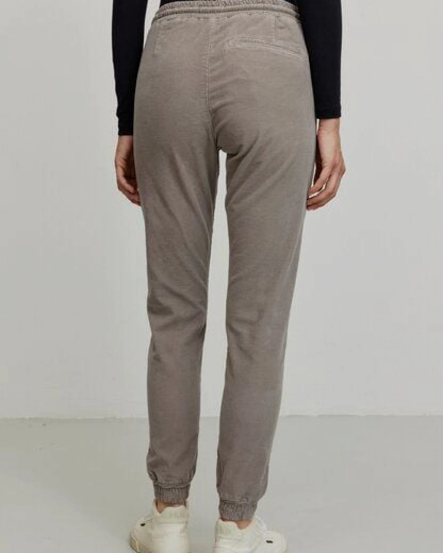 Damen Cord Jogg Chino aus Bio-Baumwolle - CHAITURUS - recolution – Ansicht 3