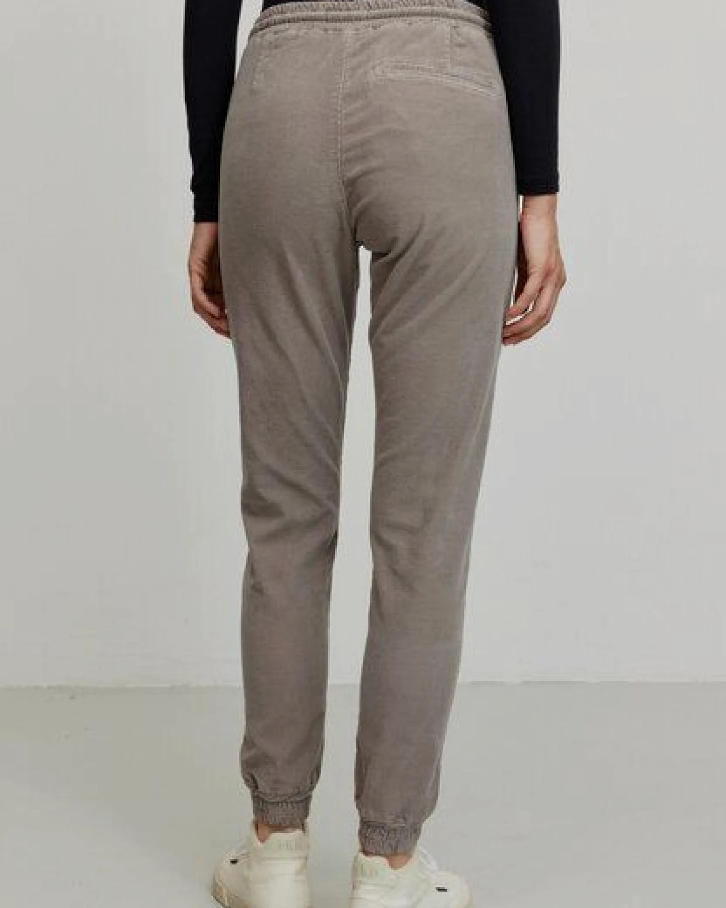 Damen Cord Jogg Chino aus Bio-Baumwolle - CHAITURUS - recolution – Ansicht 3