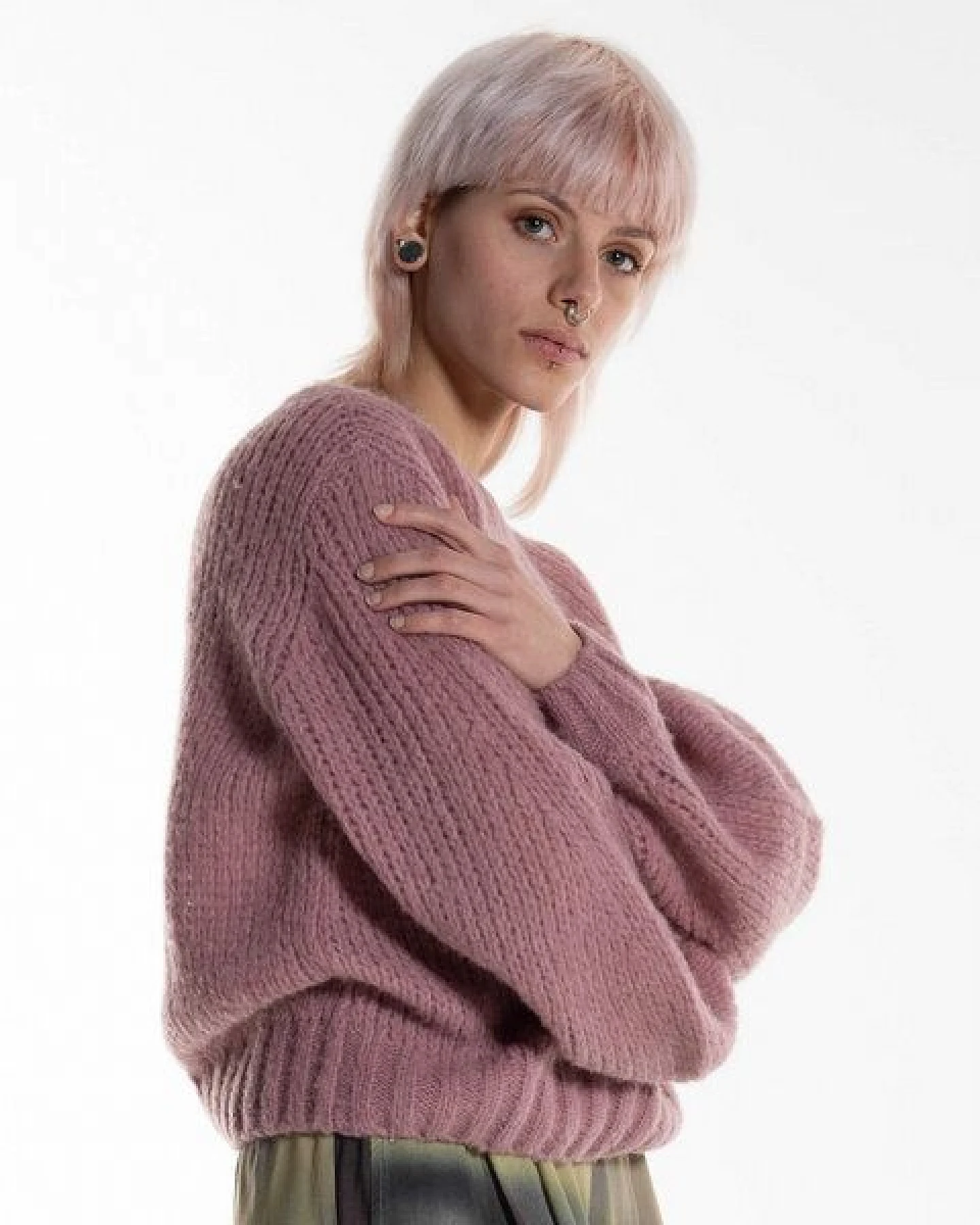 Alma & Lovis Kuscheliger Loose-Fit Pullover im Alpaka-Mix – Ansicht 3