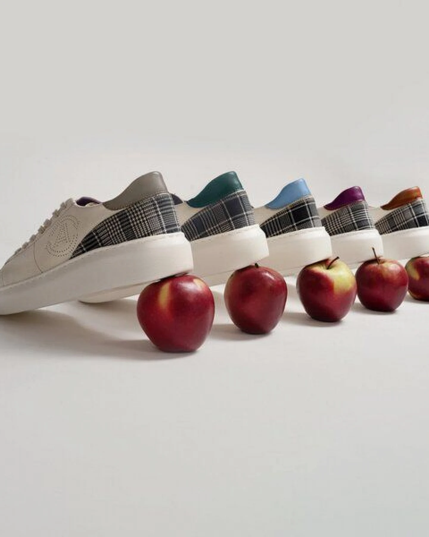 AGAZI JANE - apple leather sneakers (vegan, plant-based) – Ansicht 2