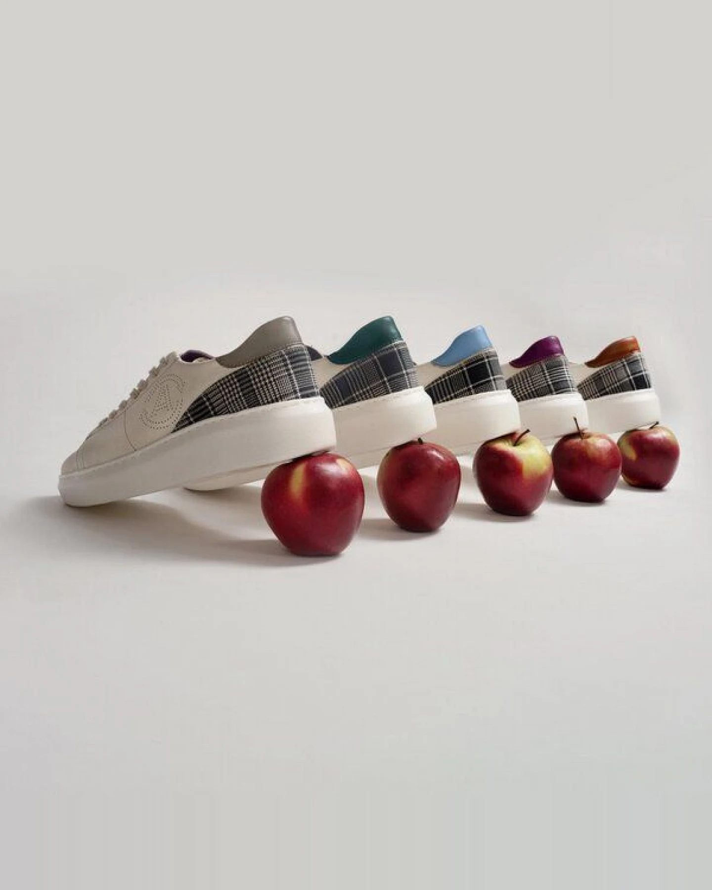 AGAZI JANE - apple leather sneakers (vegan, plant-based) – Ansicht 2