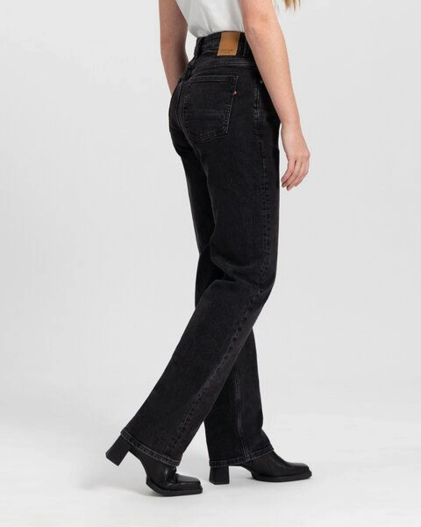 Kuyichi Straight Fit Jeans - Rosa - aus Biobaumwolle (vintage black) – Ansicht 2