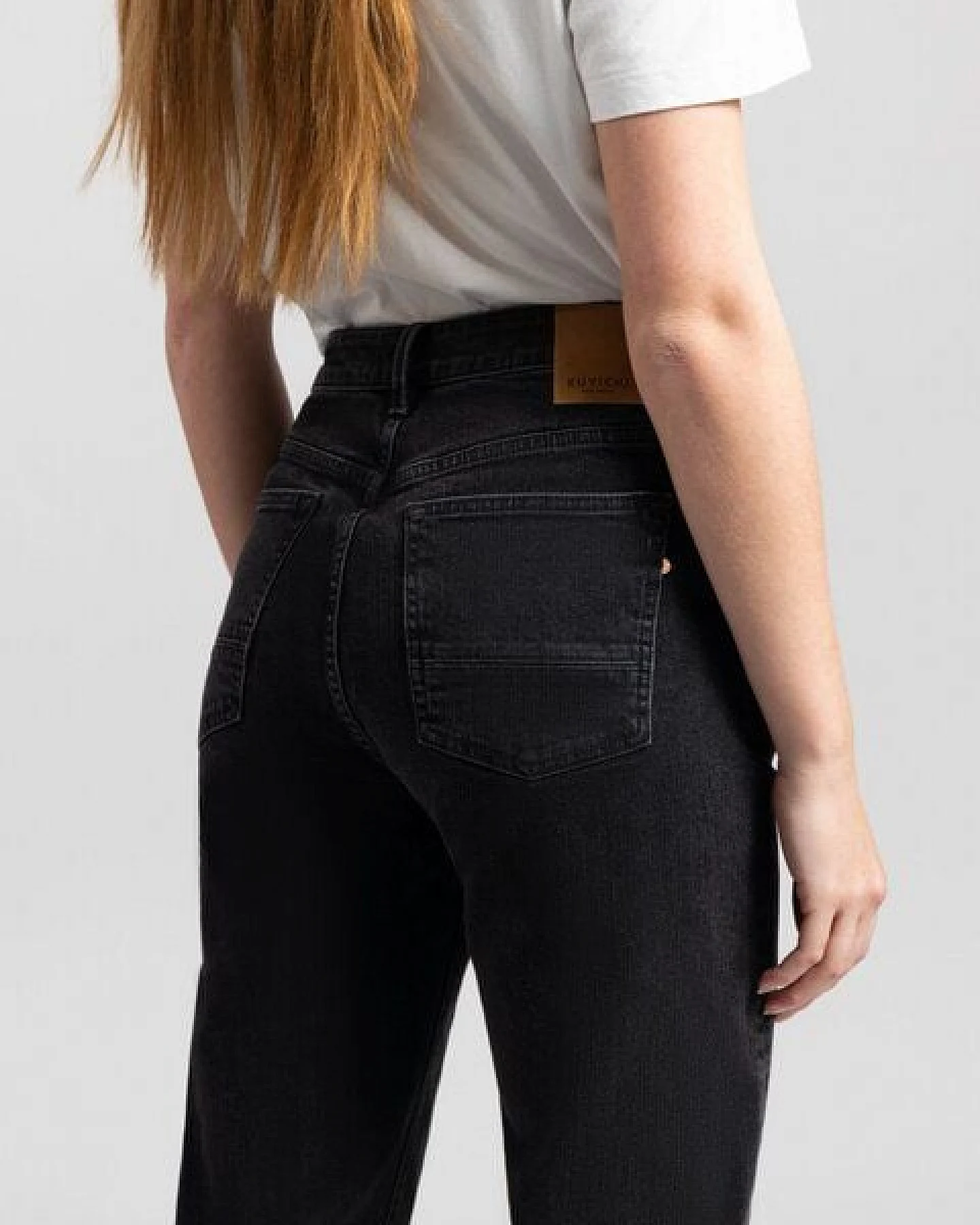 Kuyichi Straight Fit Jeans - Rosa - aus Biobaumwolle (vintage black) – Ansicht 4