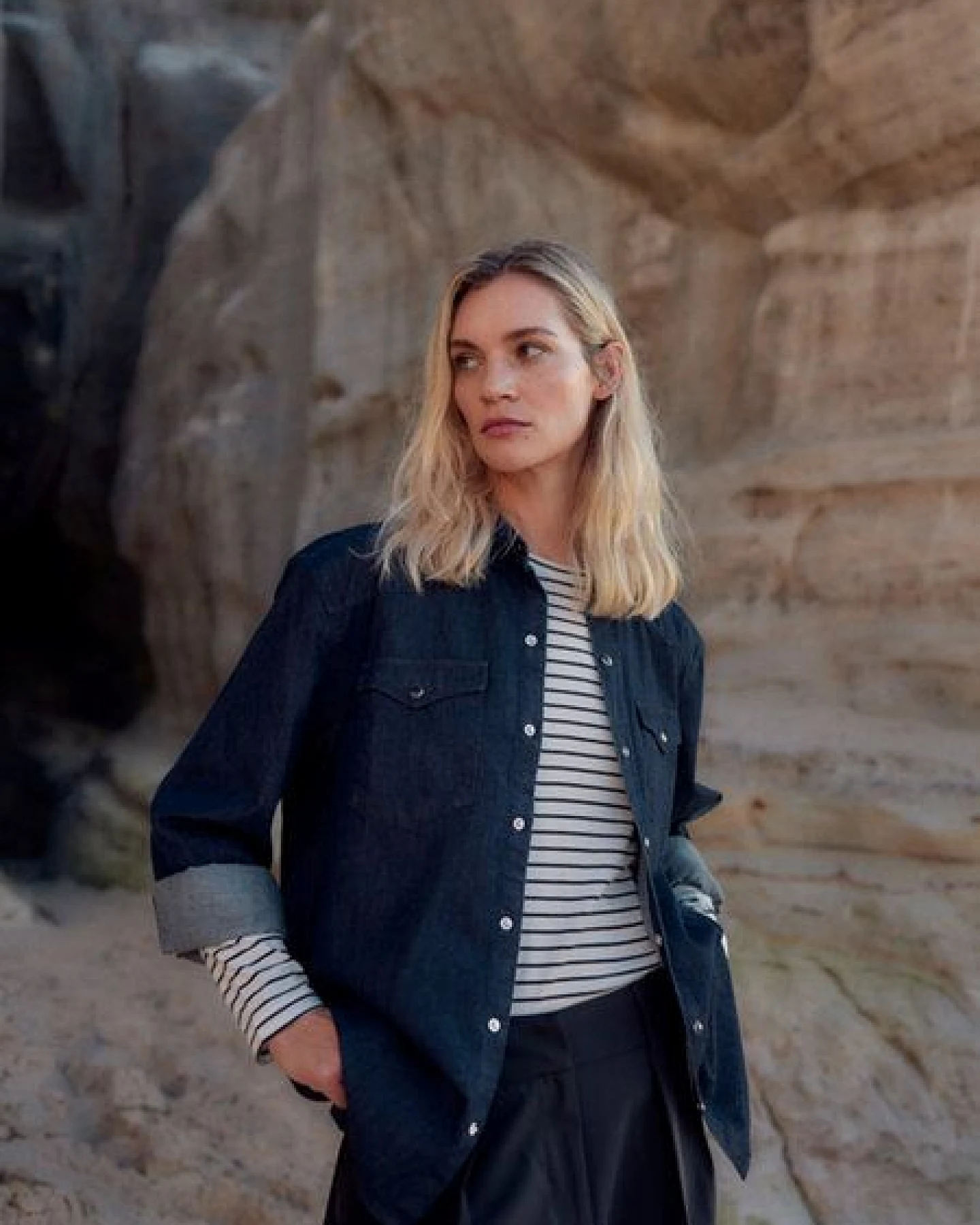 WOTE Dark Denim Hemd aus Organic Cotton – Ansicht 2