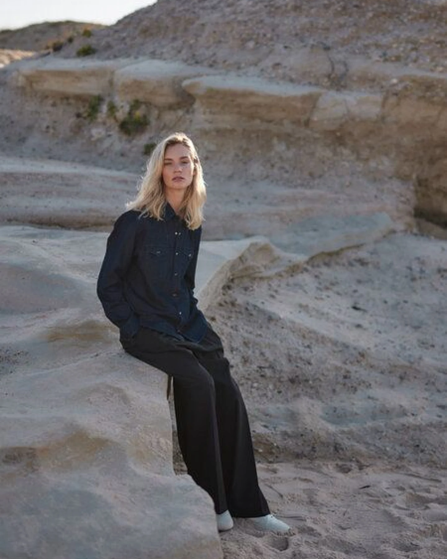 WOTE Dark Denim Hemd aus Organic Cotton – Ansicht 3