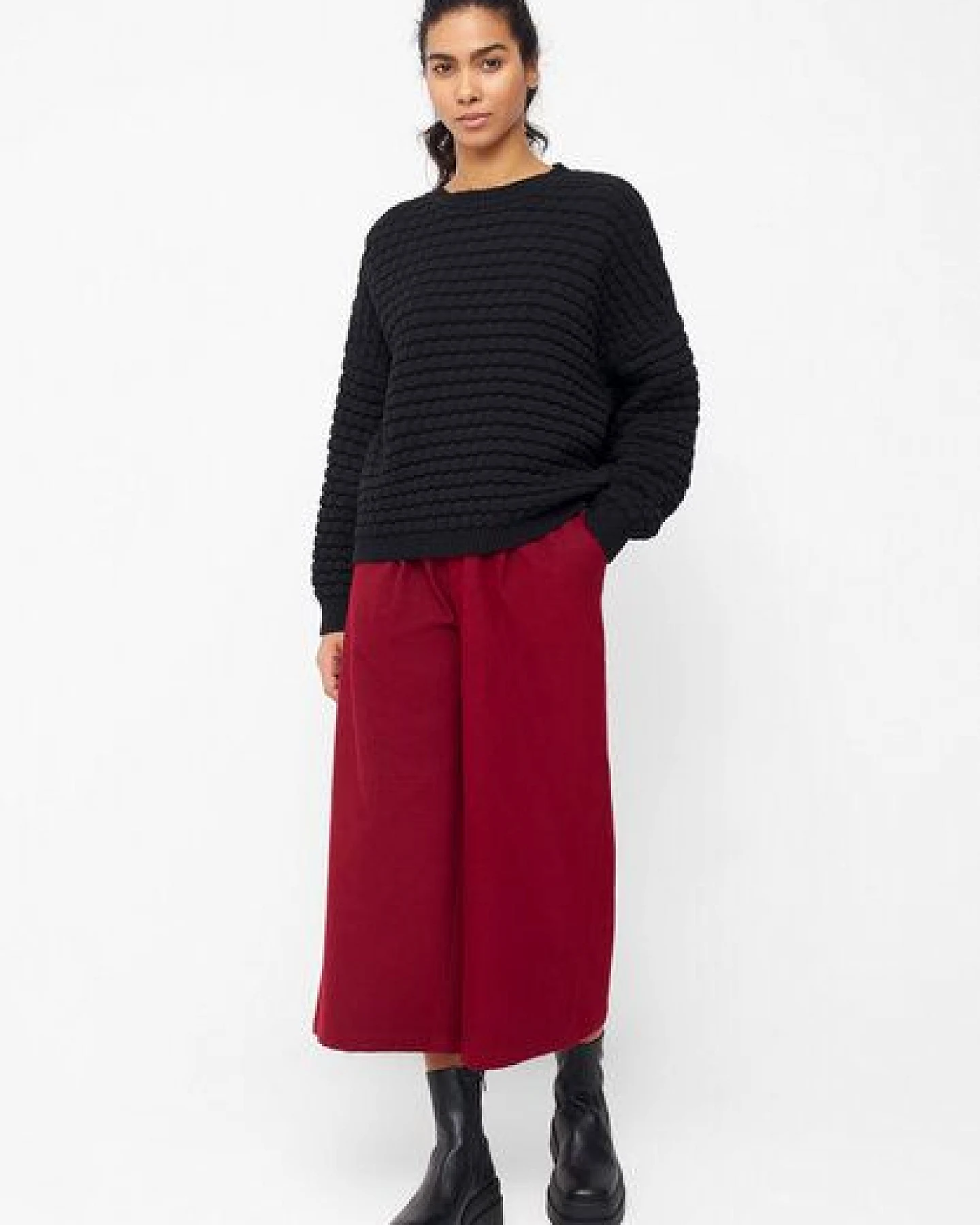 Givn Berlin Wabenstruktur Pullover Modell: GB-Emily – Ansicht 2