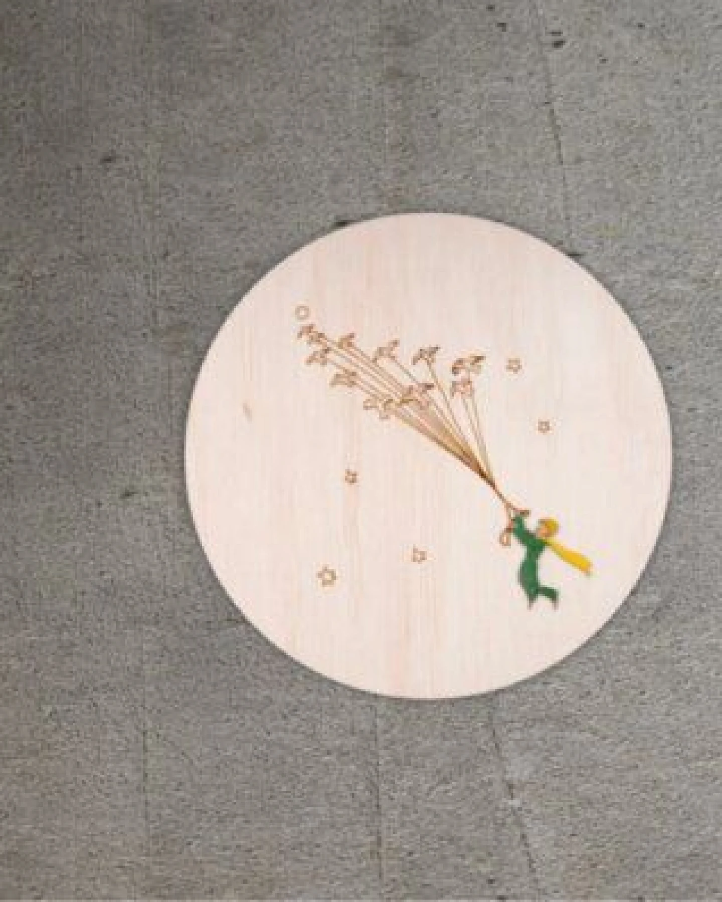 BeWooden Wanddekoration aus Holz - der Kleine Prinz fliegt – Ansicht 2