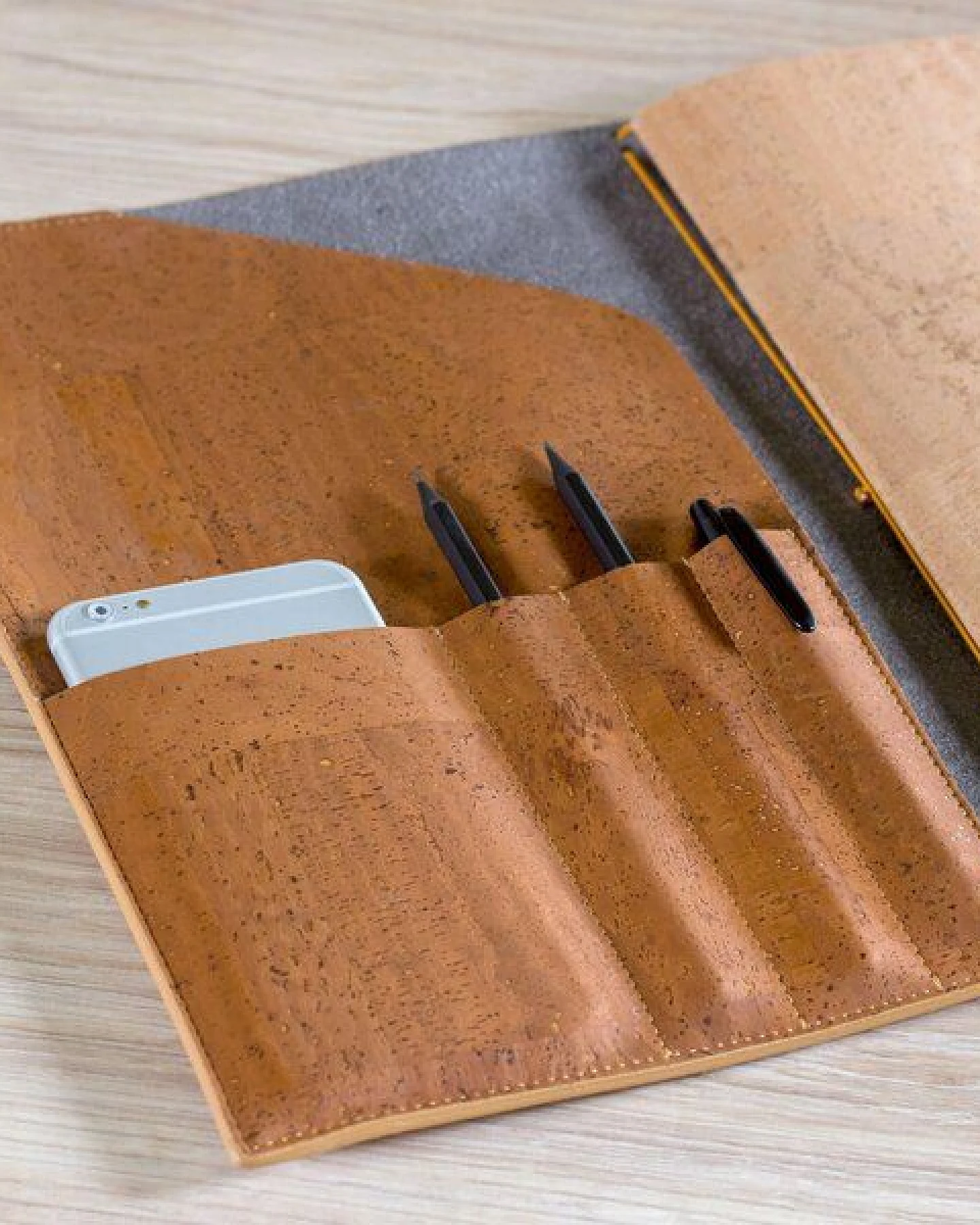 corkor Notizheft Portfolio aus Kork – Ansicht 3