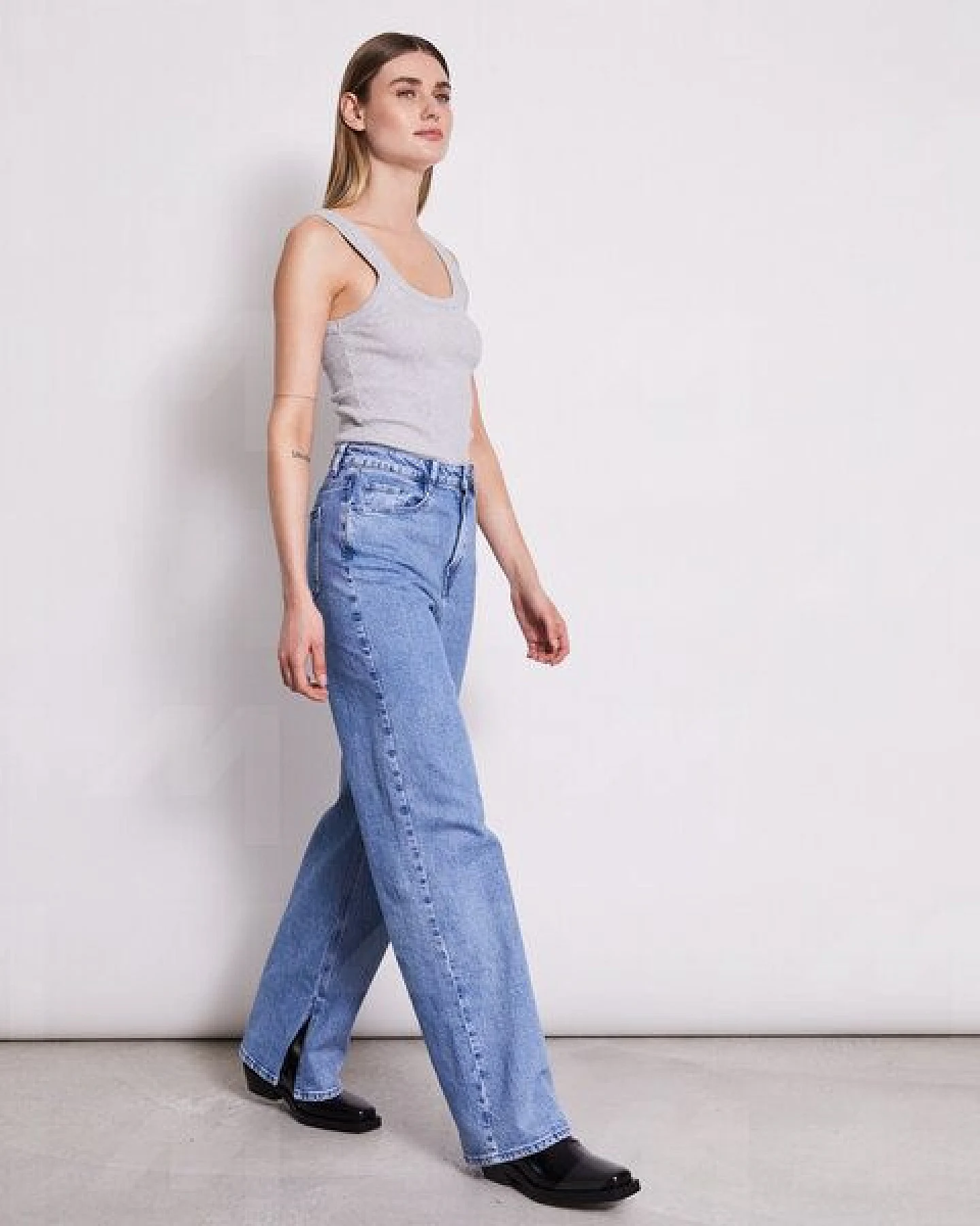 JAN N JUNE High Waist Jeans SELENE mit Schlitz – Ansicht 2