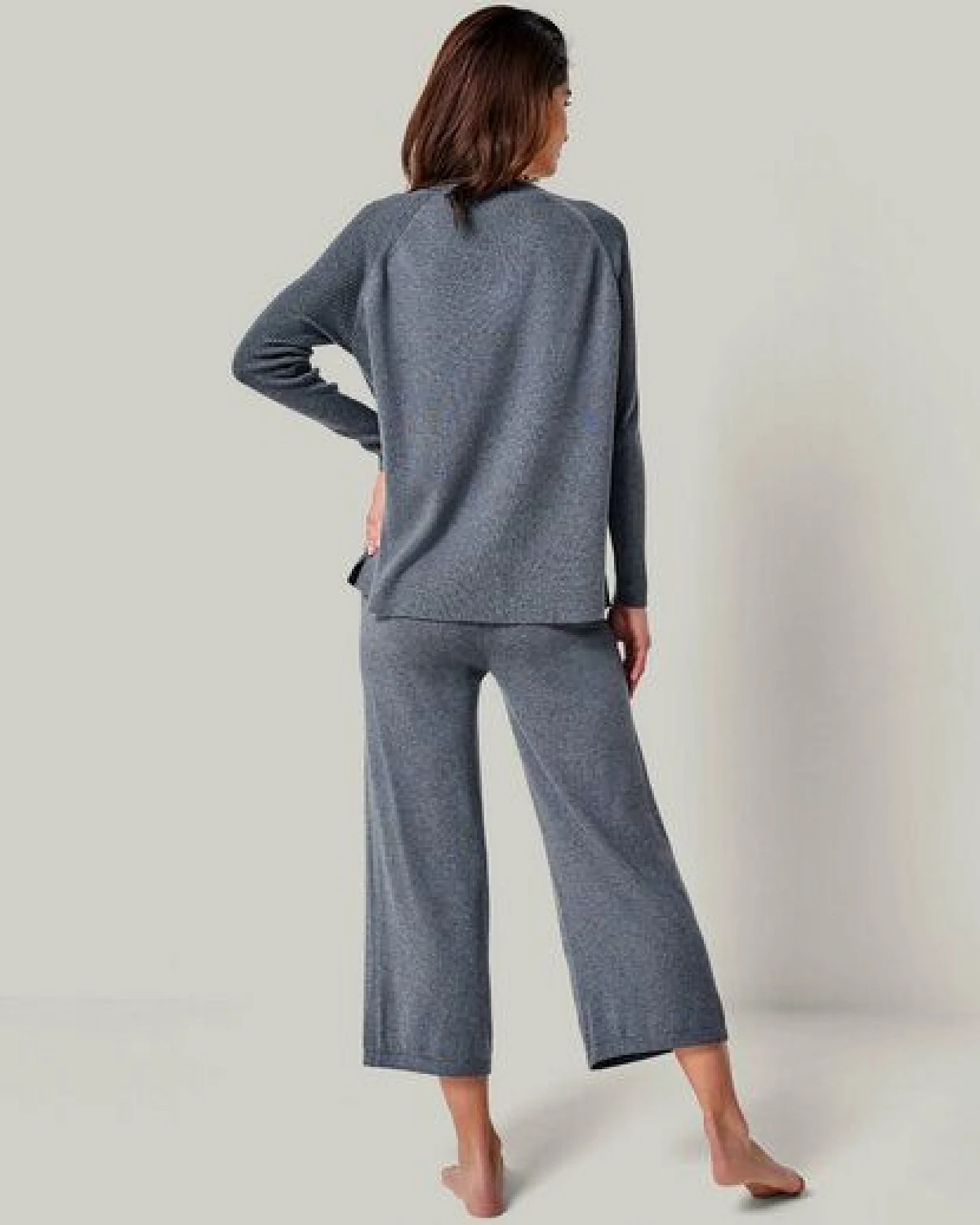 YOU LOOK PERFECT Merino Loungewear Set „Strickpullover Dorina & Strickhose Dana" – Ansicht 2