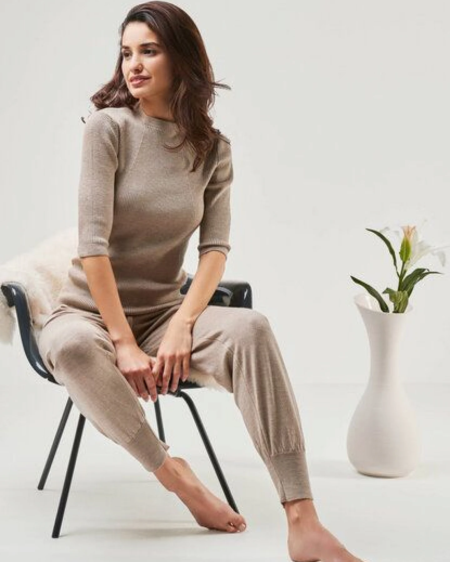 YOU LOOK PERFECT Merino Loungewear Set „Strickpullover Daria & Strickhose Bella" – Ansicht 2