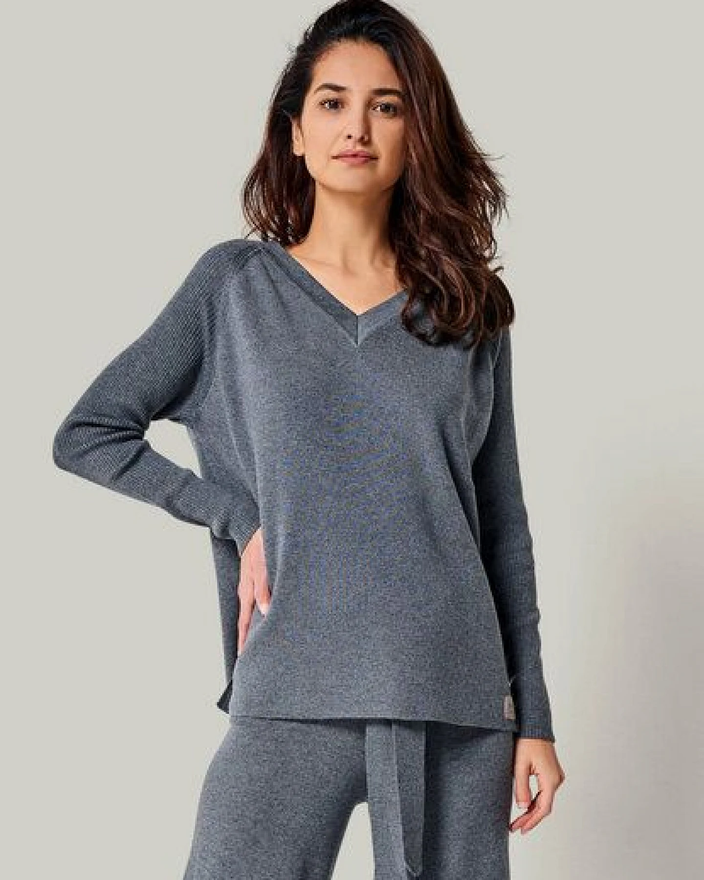 YOU LOOK PERFECT Merino Loungewear Set „Strickpullover Dorina & Strickhose Bailey" – Ansicht 4