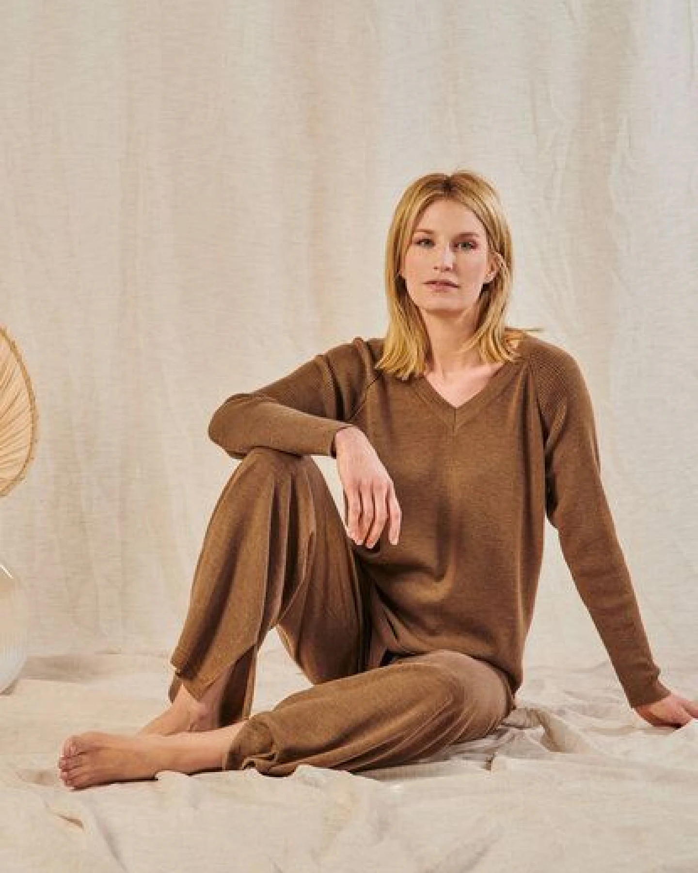 YOU LOOK PERFECT 100% Merino Strickpullover mit V-Ausschnitt "Dorina" – Ansicht 2