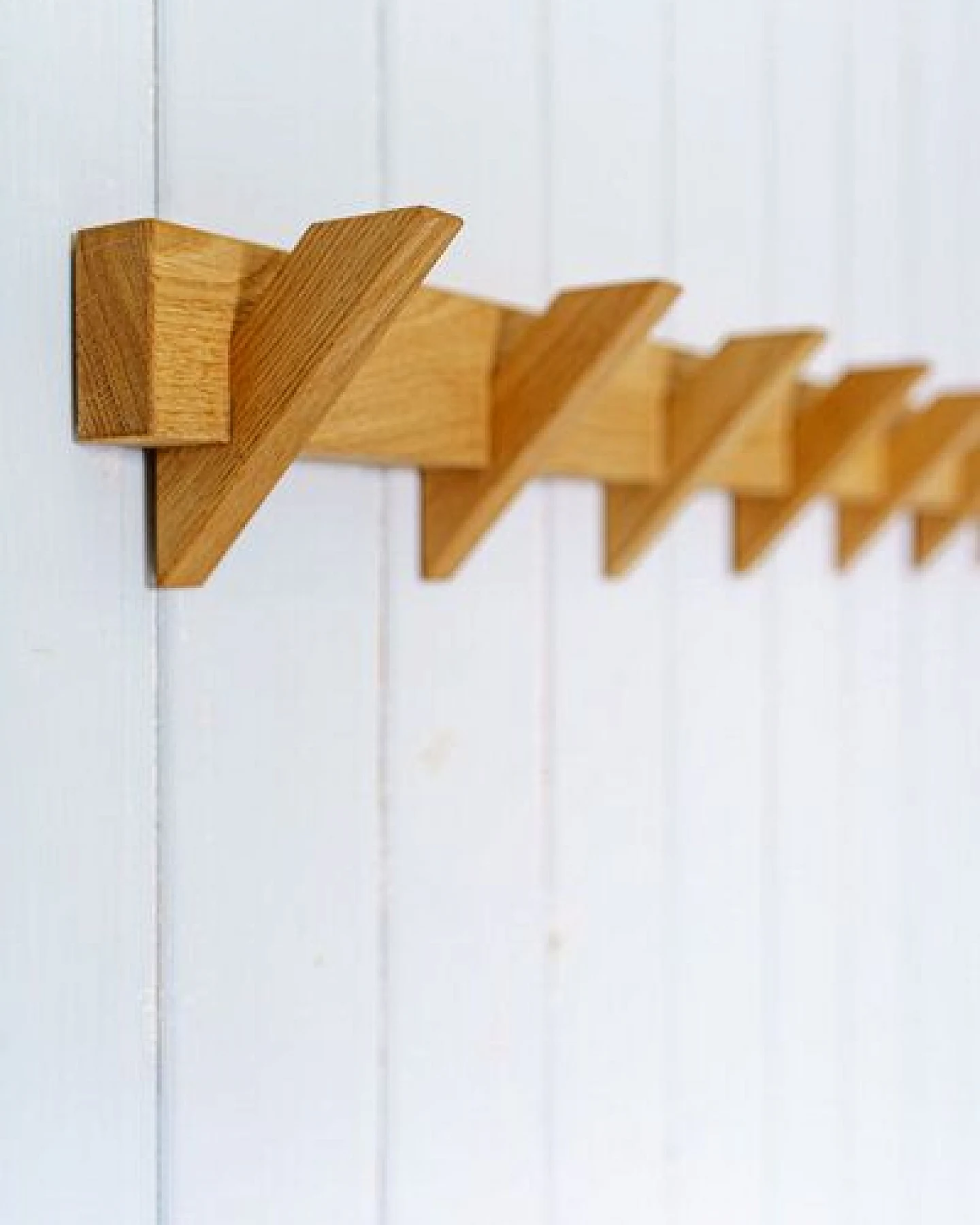 kleiderleiter_de Garderobe, Garderobenleiste ANDA aus massiver Eiche mit 5 /8 Haken in 60 oder 100 cm – Ansicht 4