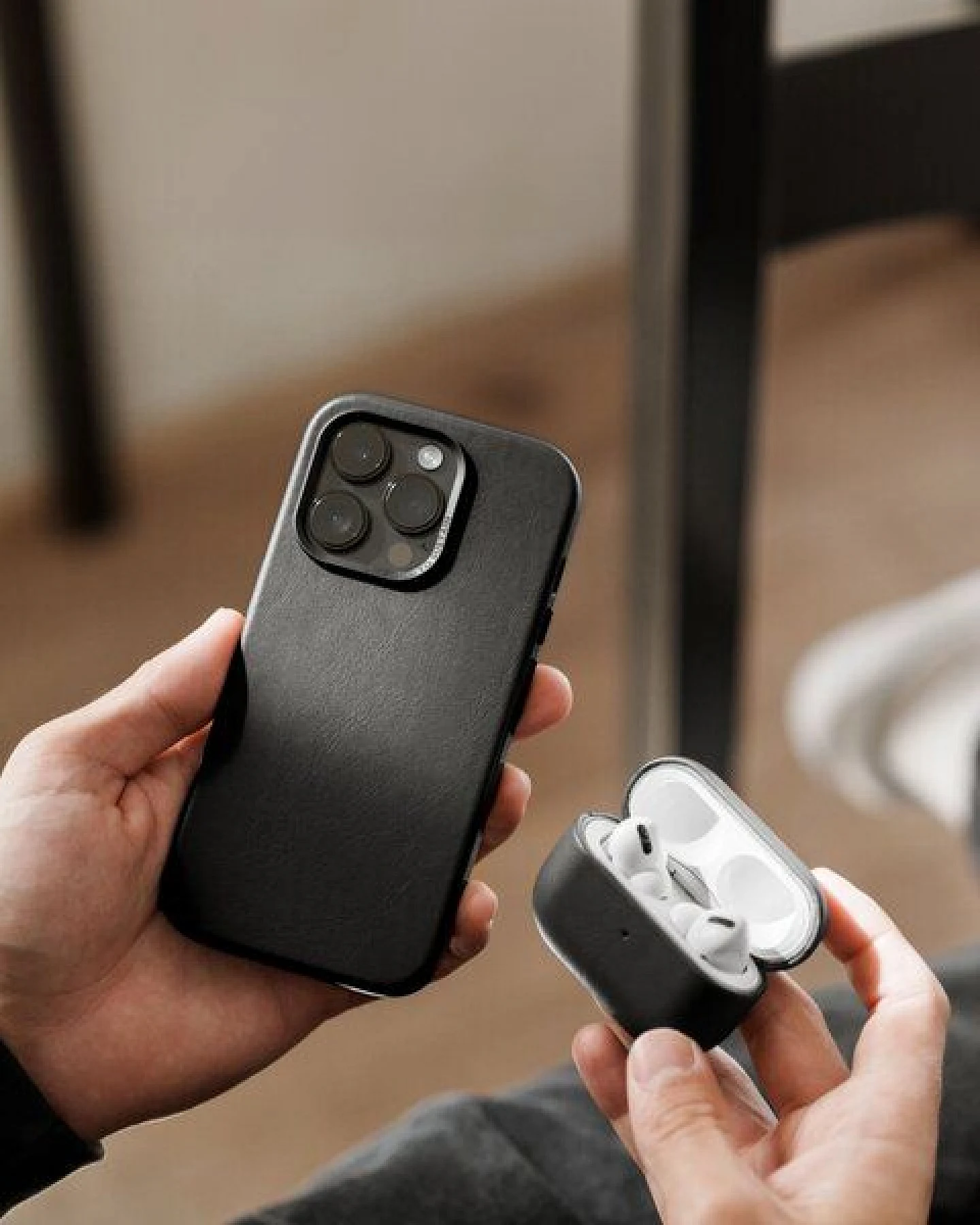 Woodcessories iPhone Leder Hülle aus nachhaltigen Aloe Vera Pflanzen – Ansicht 3