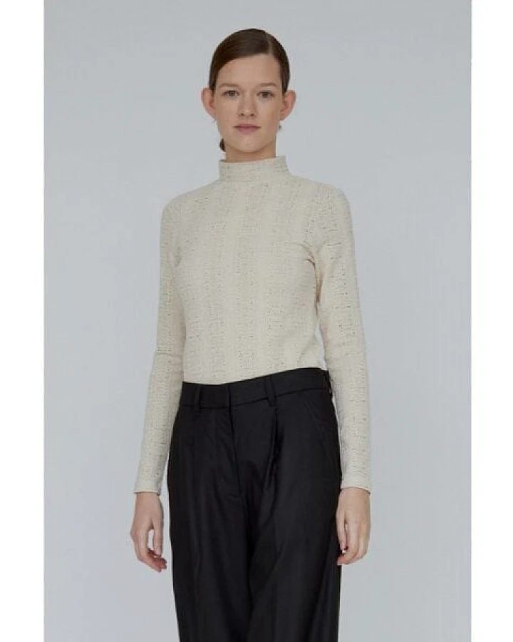 Basic Apparel Rollkragenshirt SUVI mit feinem Lochmuster