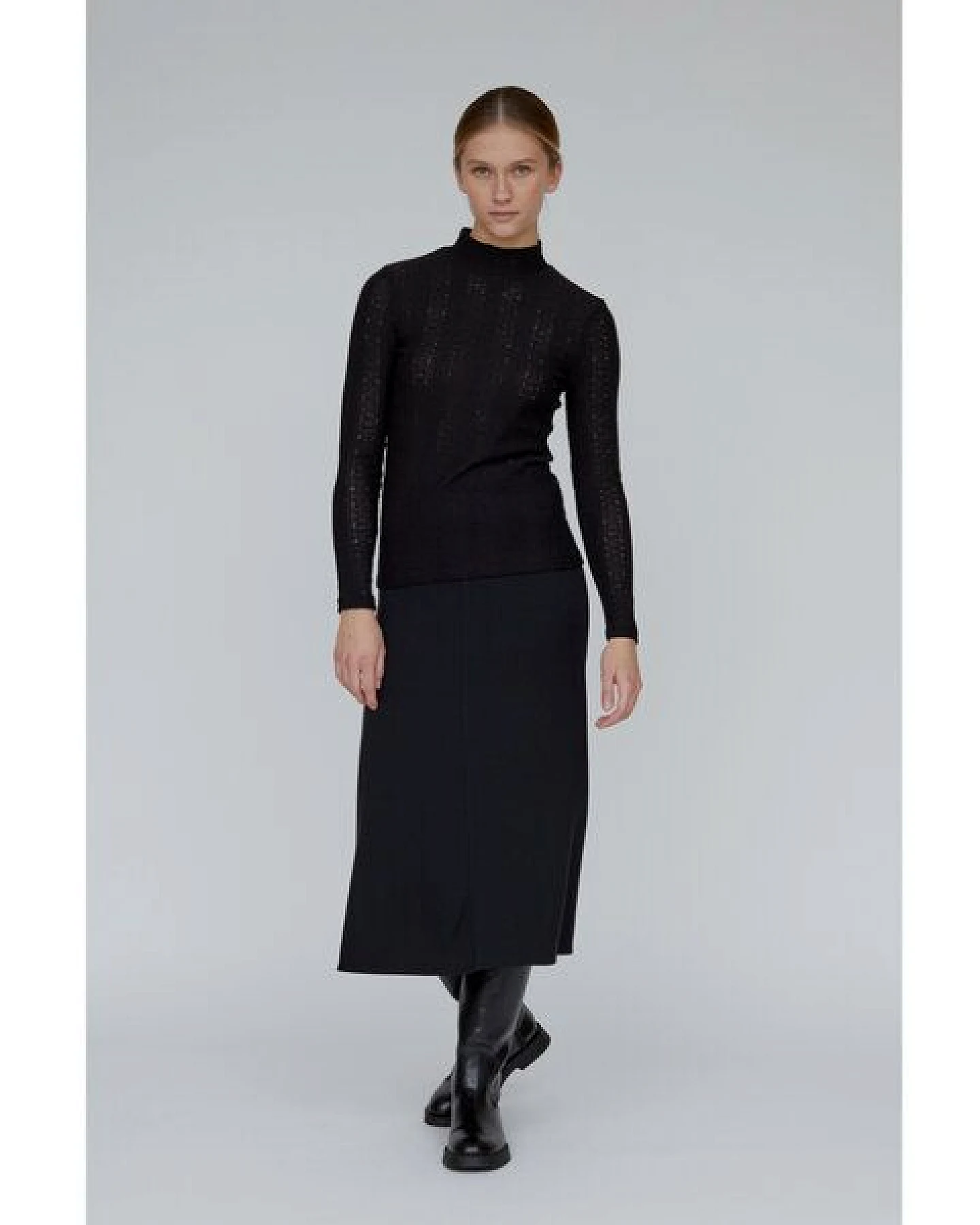 Basic Apparel Rollkragenshirt SUVI mit feinem Lochmuster – Ansicht 2