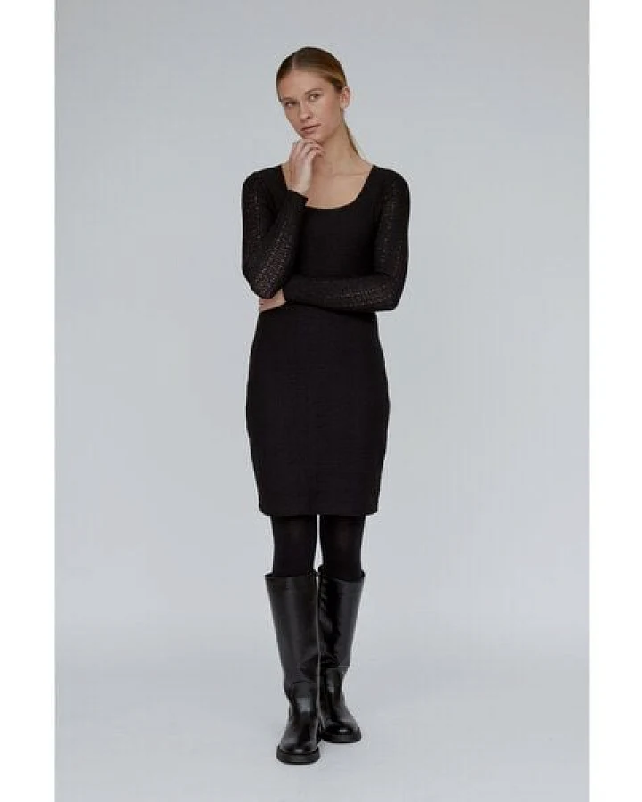 Basic Apparel Kleid SUVI mit feinem Lochmuster