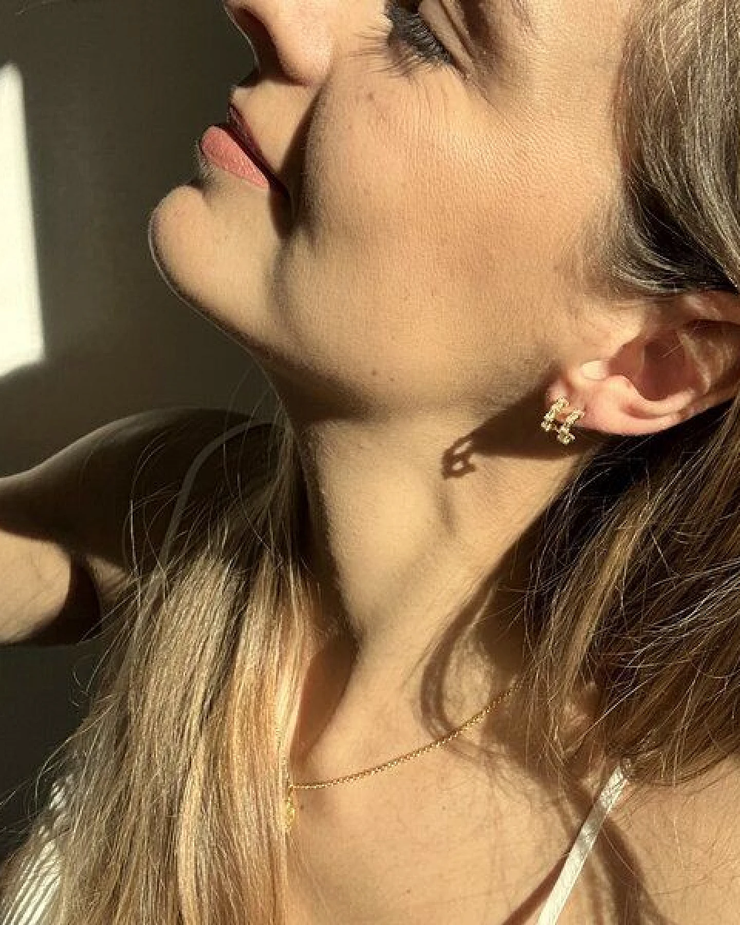 MOANINA Ohrringe Mira - 925 Silber/18k Gold Vermeil – Ansicht 3