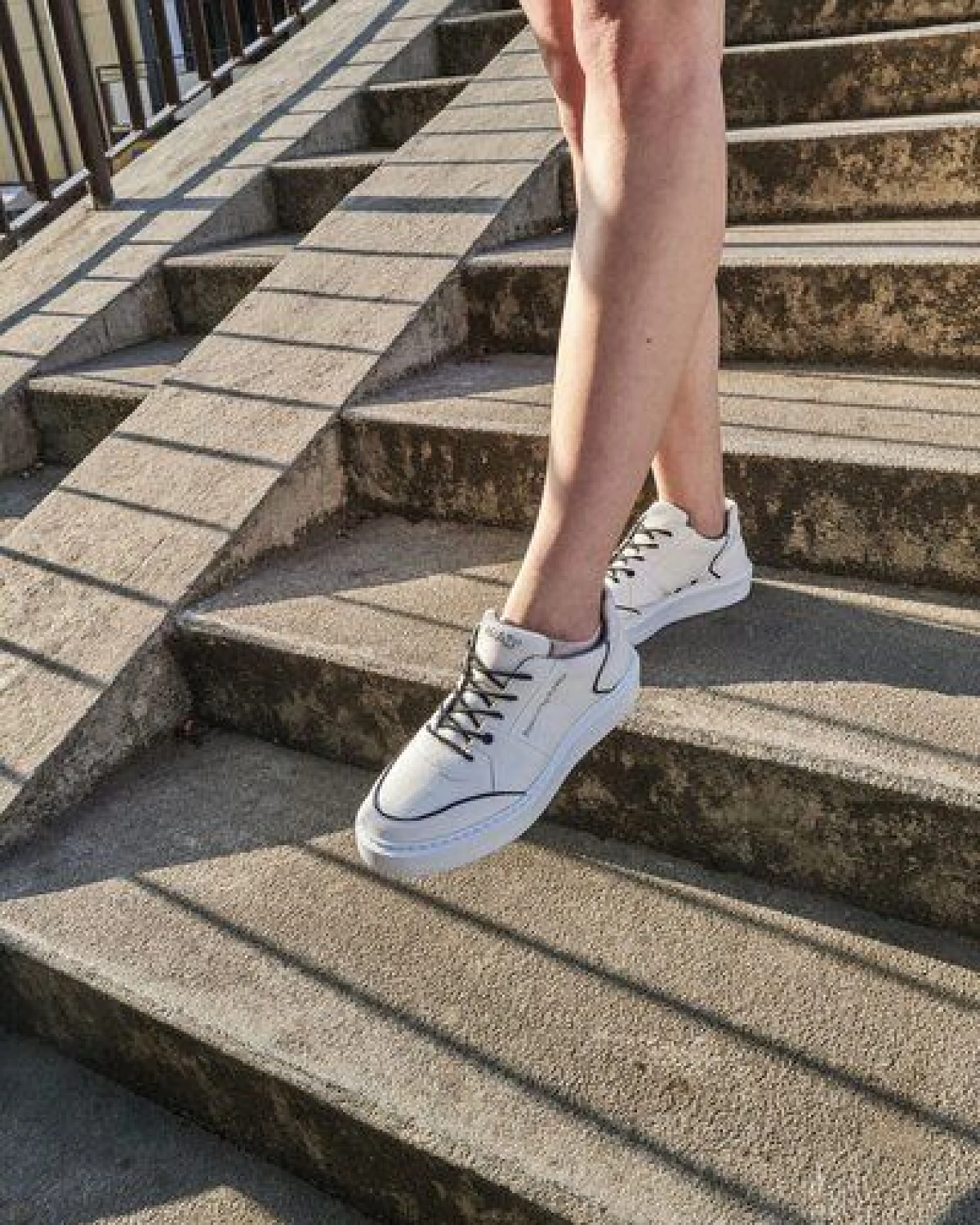 AGAZI EMI LOW - grape leather sneakers (vegan, plant-based) – Ansicht 3