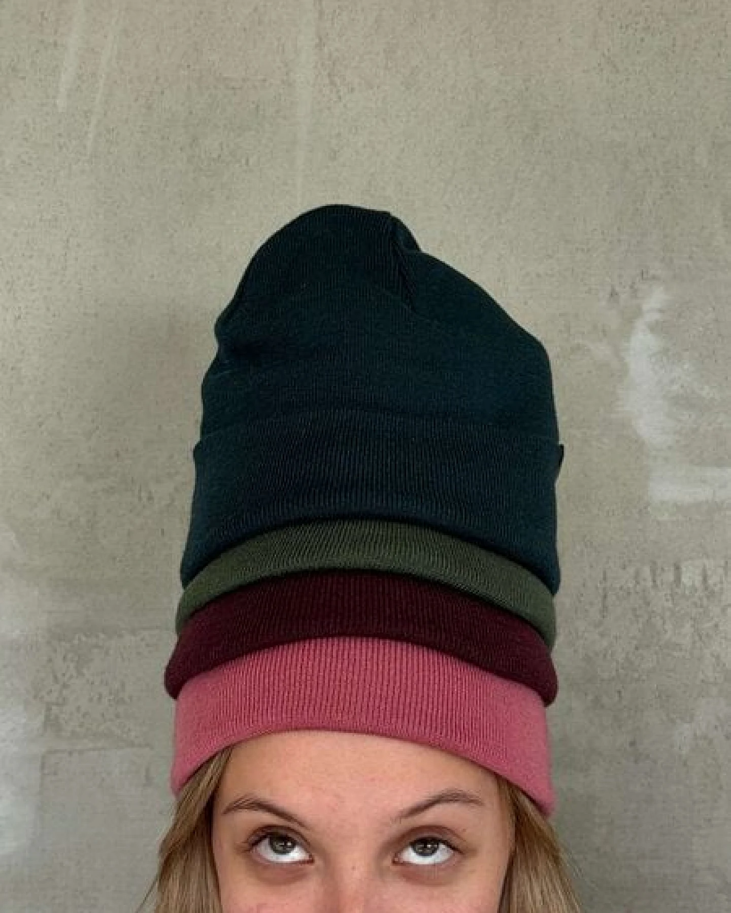 Kopyto WOLF - Glatte Zweilagige Beanie Mütze aus 100% RWS-Merinowolle – Ansicht 2