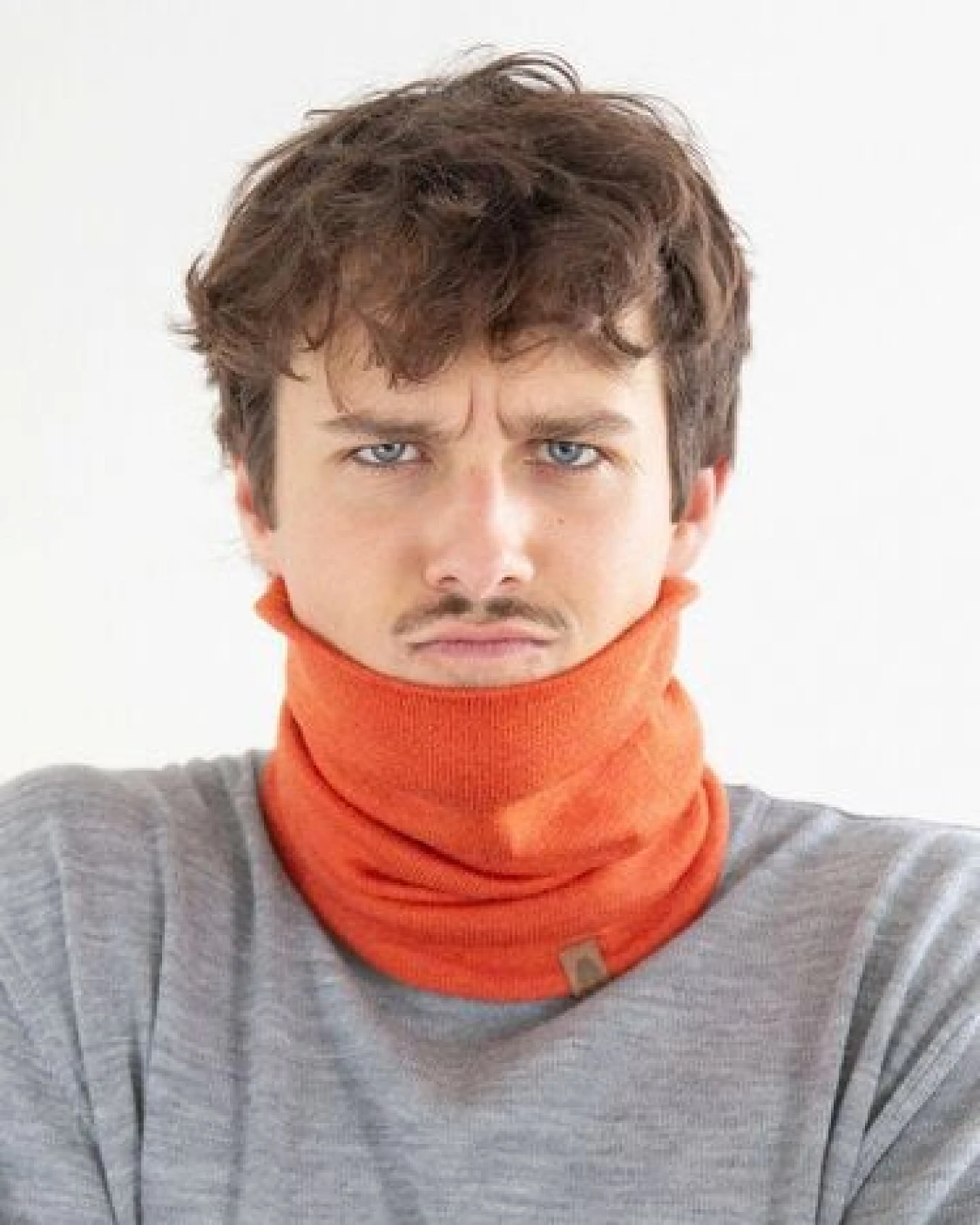 Kopyto OPOS – Multifunktionaler Merino-Schlauchkragen aus 100% RWS-Wolle – Ansicht 2