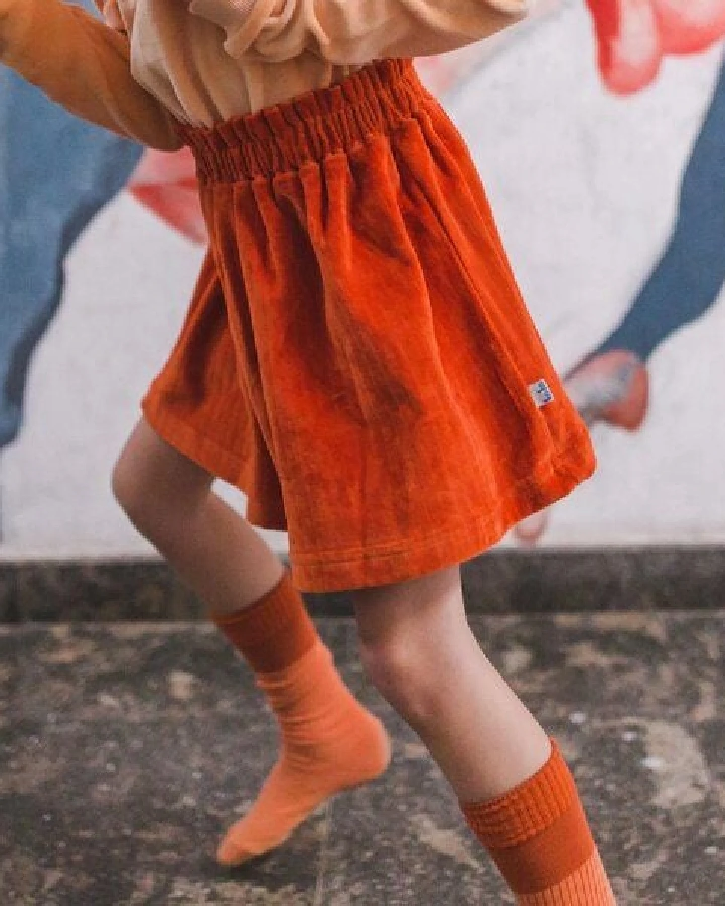Gitte Skirt von baba Kidswear Samt in Rooibus – Ansicht 2
