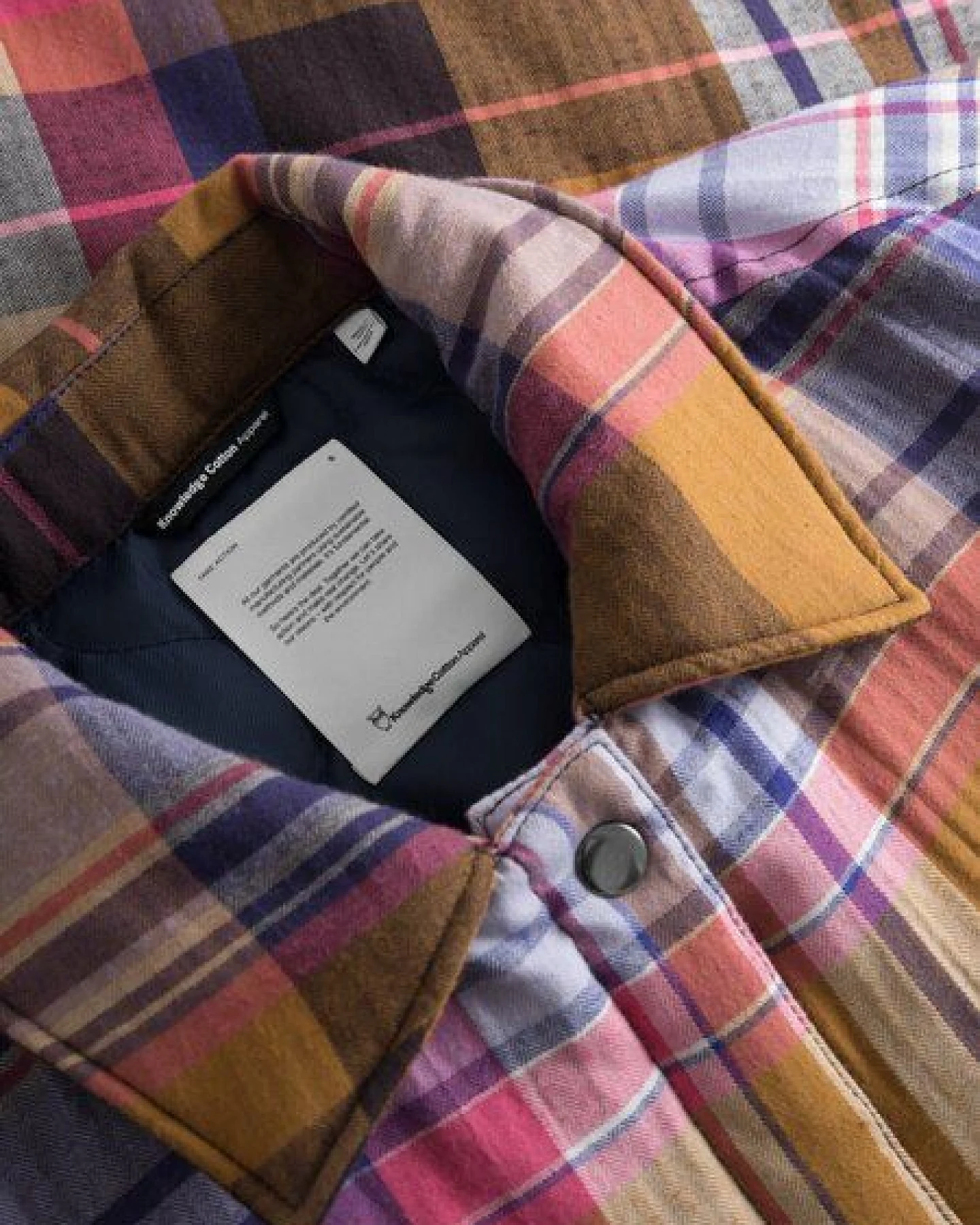 KnowledgeCotton Apparel Damen "OVERSIZE CHECK OVERSHIRT" - aus Biobaumwolle und recyceltem Post-Consumer-Polyester, Multikaro – Ansicht 4