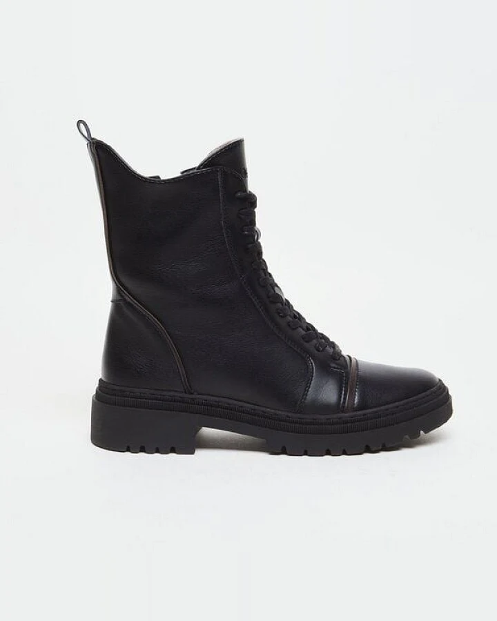 AGAZI EDI ankle boots