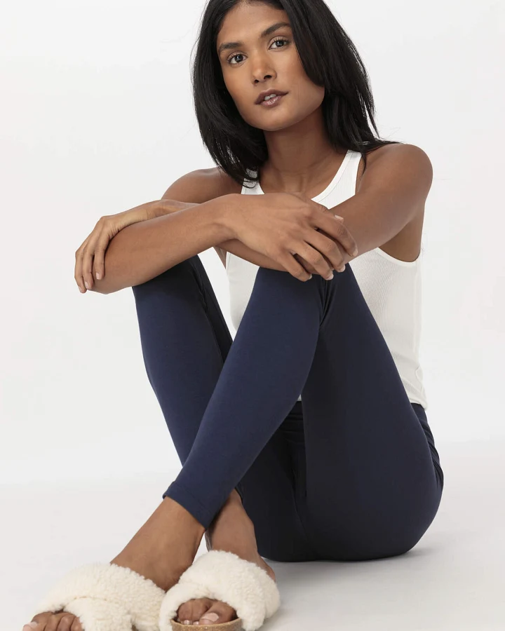 hessnatur Damen Leggings PURE BALANCE aus Bio-Baumwolle und TENCEL™ Modal - blau - Größe 34