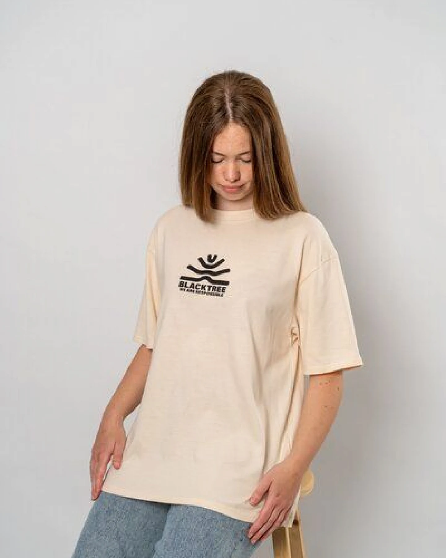Black Tree Basic T - Unisex - Oversize - 260g/sm - Premium Qualität – Ansicht 2