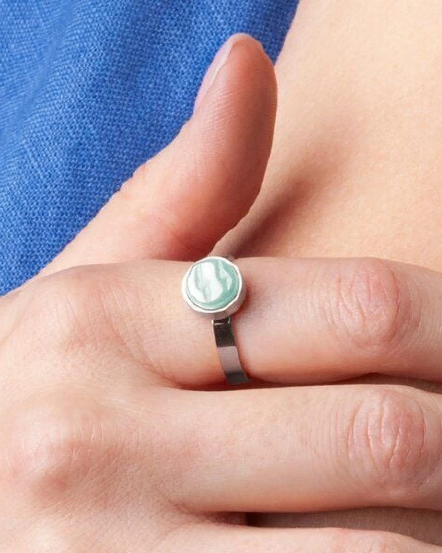 ALEXASCHA Größenverstellbarer Ring mit Stein – Ansicht 3