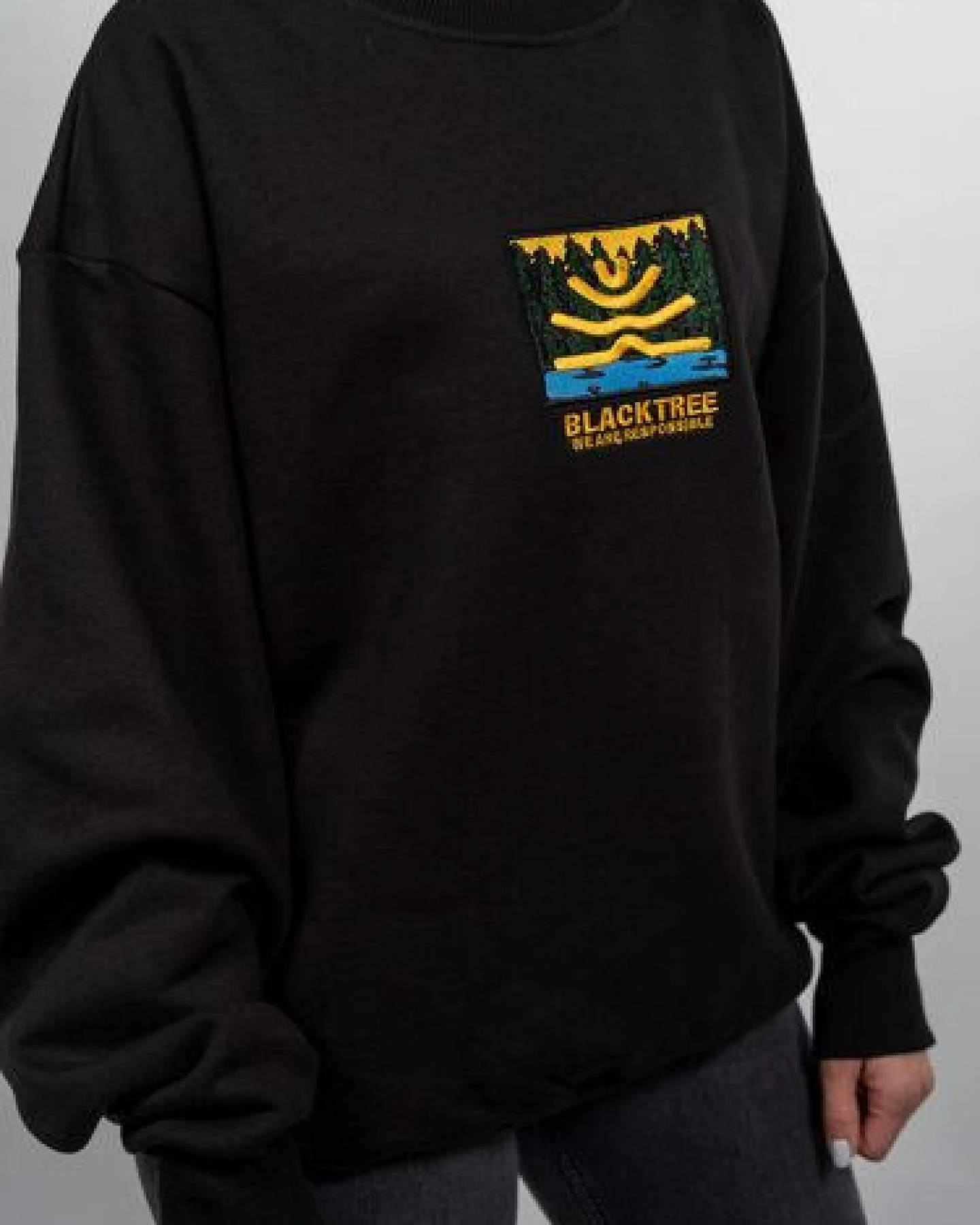 Black Tree Regeneration - Unisex - Oversize - 400g/sm - Premium Qualität – Ansicht 4