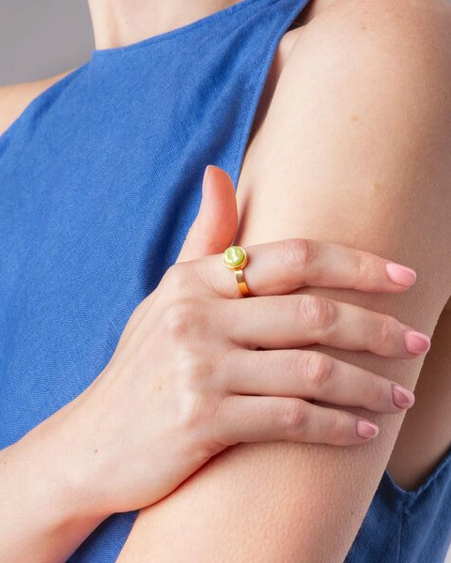 ALEXASCHA Größenverstellbarer Ring mit Stein – Ansicht 2