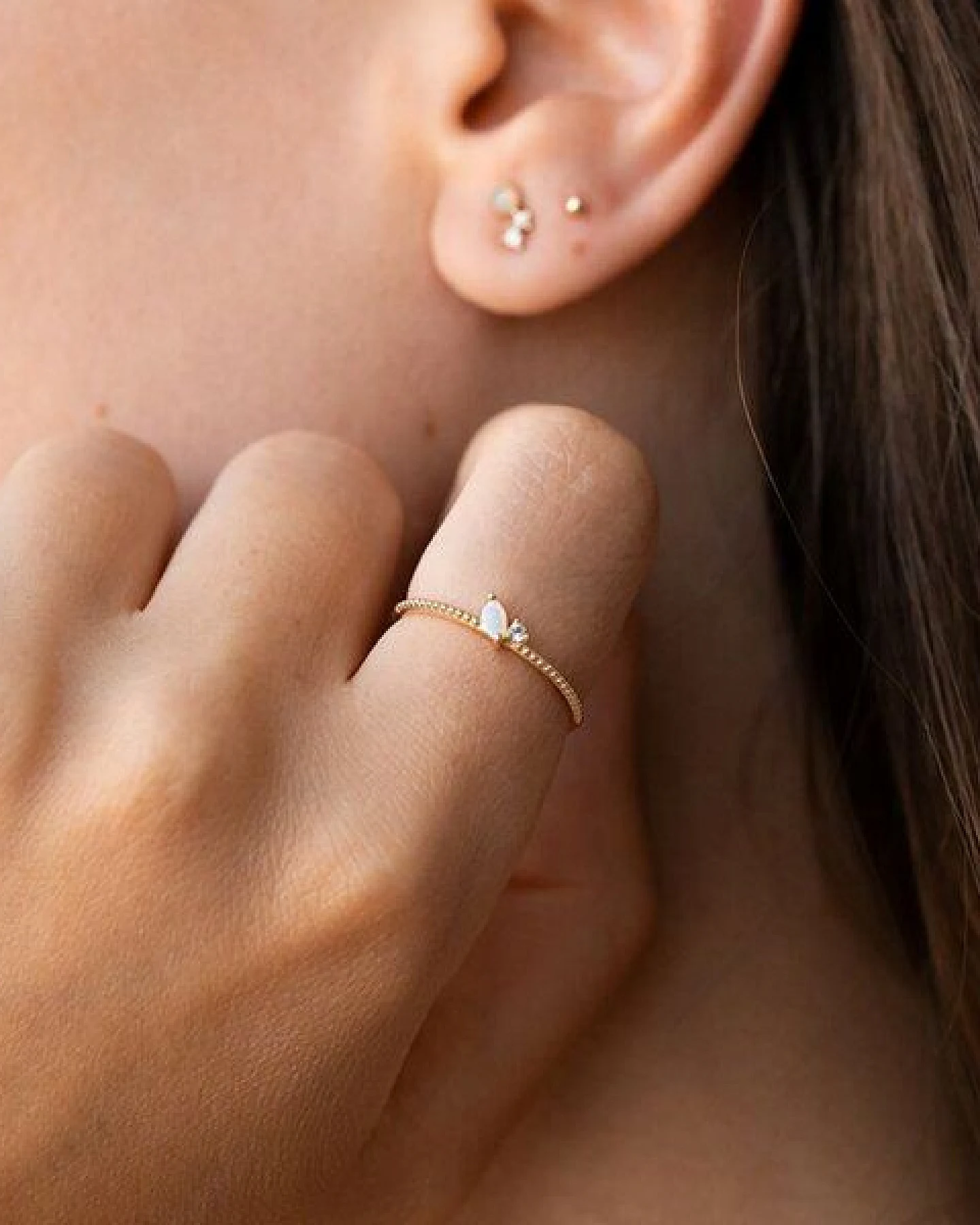 Eppi Goldener Ring mit Opal und Saphir Mariana – Ansicht 3