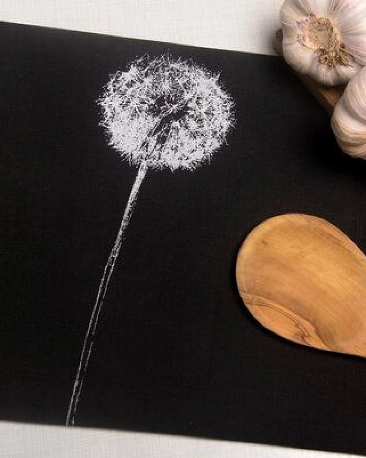 Hirschkind Bio & Fair-Trade-Geschirrtuch "Pusteblume", schwarz