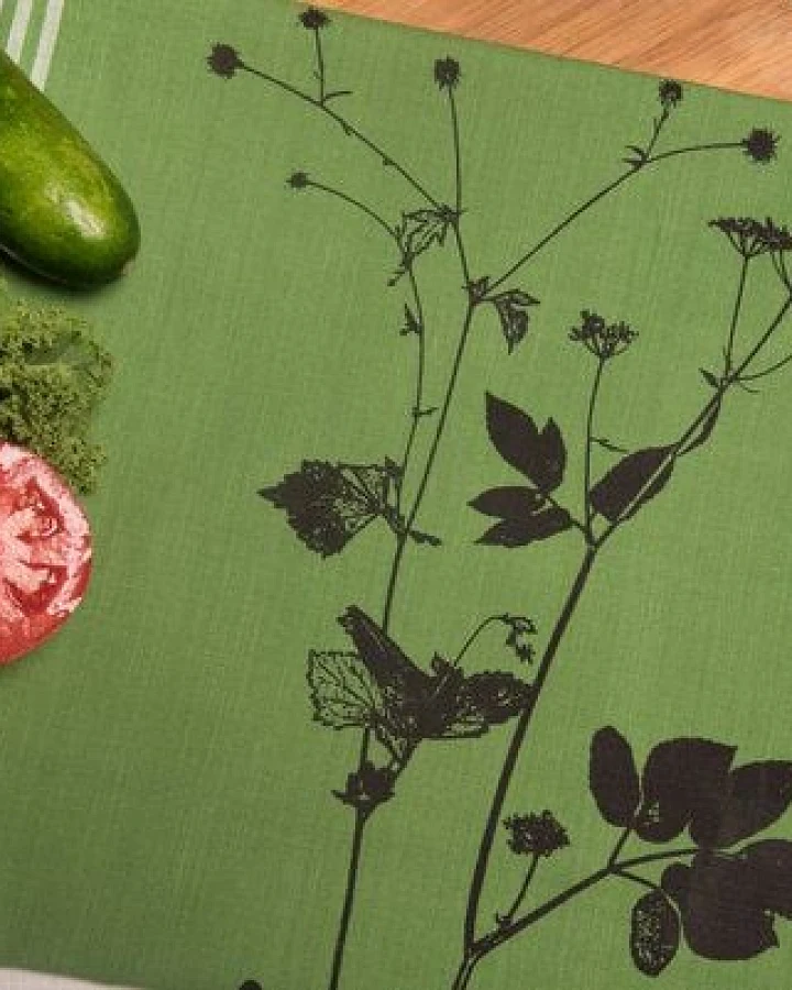 Hirschkind Bio & Fair-Trade-Geschirrtuch "Lovely Unkraut"