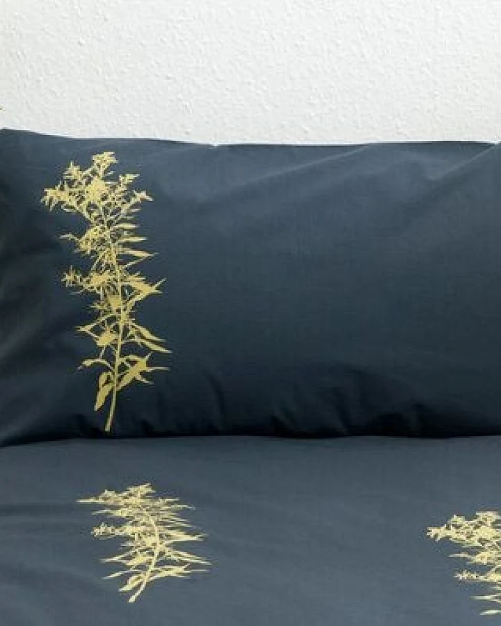 Hirschkind Bio-Kissenbezug 'Goldraute' dunkelgrau 80*40 cm