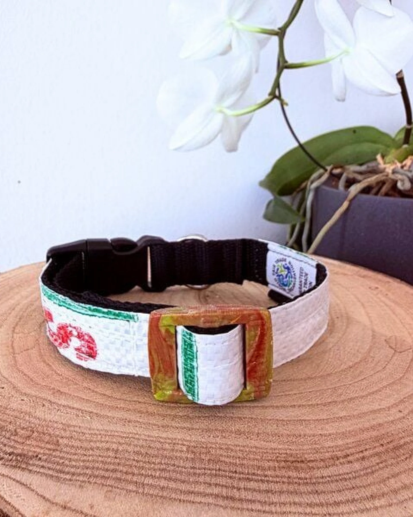 GOOPSI Hunde Halsband Upcycling aus Reissack, Halsband handgefertigt & Fairtrade – Ansicht 2