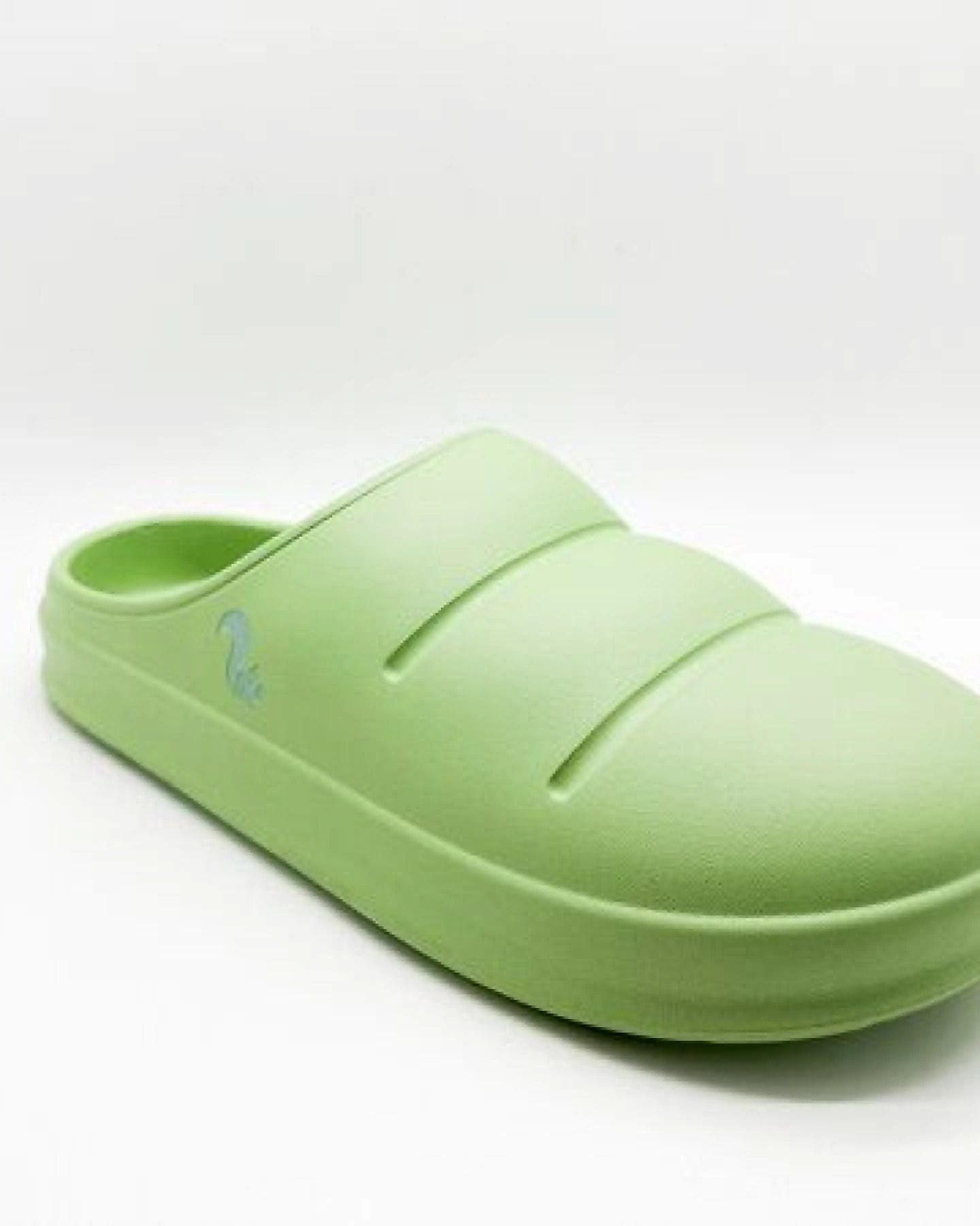Vegane Fluffy Puffy Clog von thies ® aus recyceltem EVA – Ansicht 2