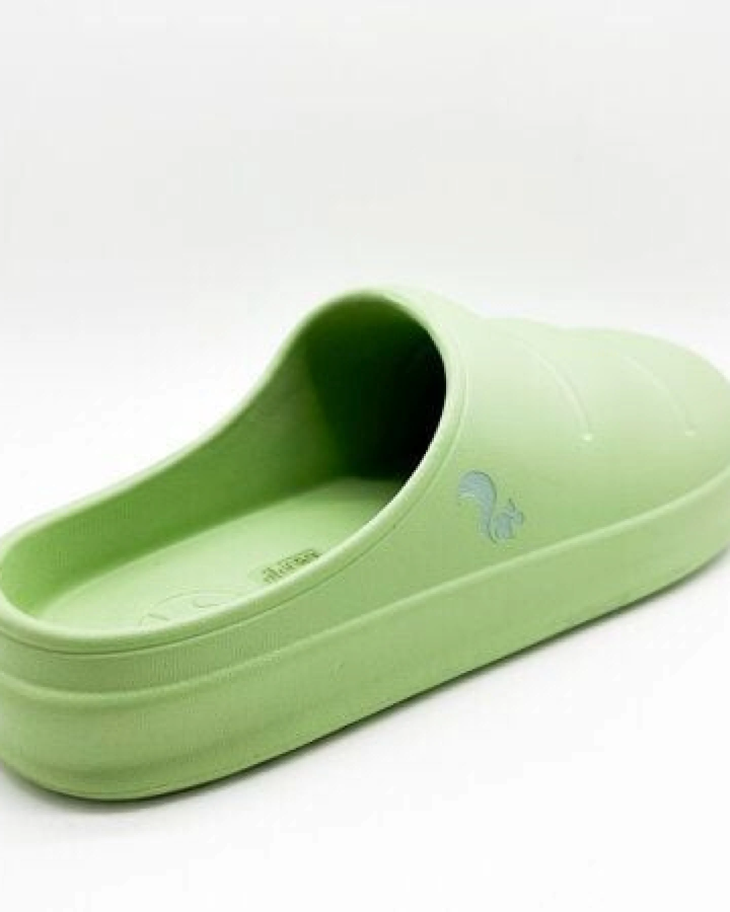 Vegane Fluffy Puffy Clog von thies ® aus recyceltem EVA – Ansicht 4