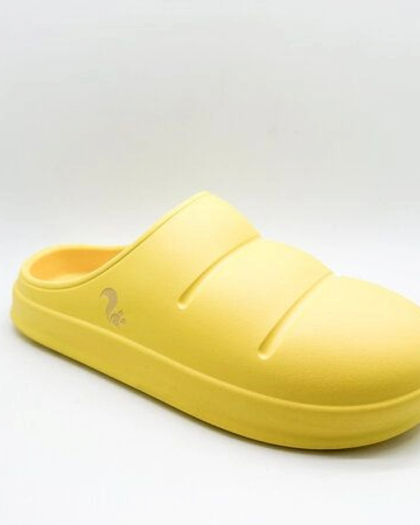 Vegane Fluffy Puffy Clog von thies ® aus recyceltem EVA – Ansicht 2